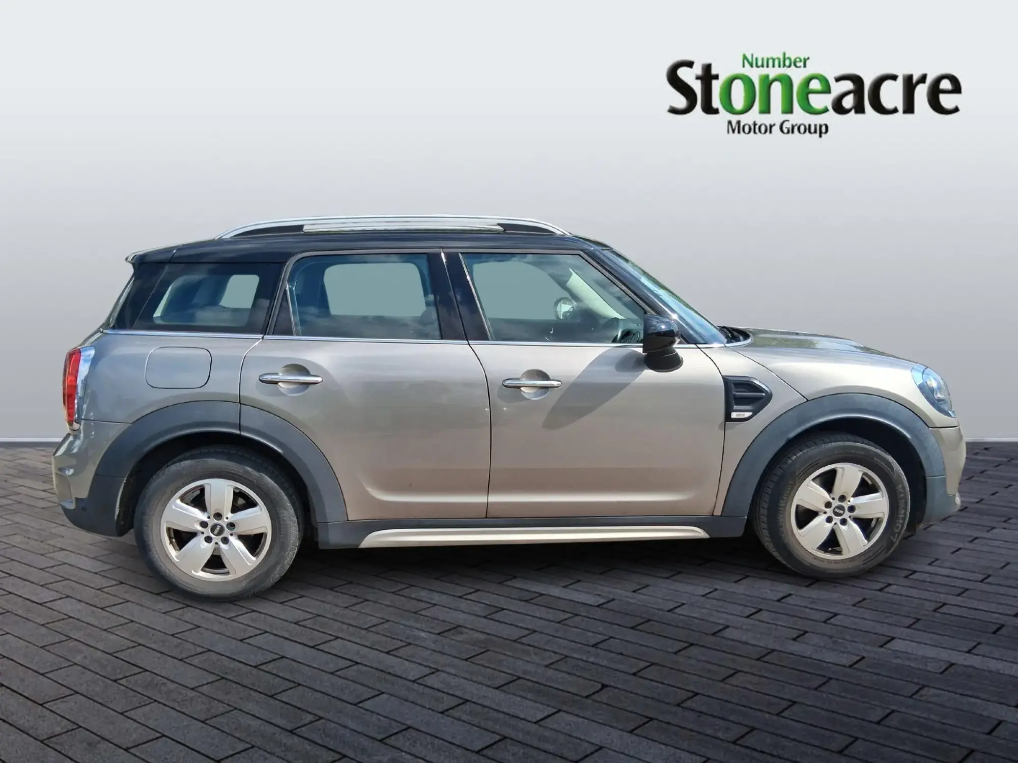 MINI Countryman Image 2
