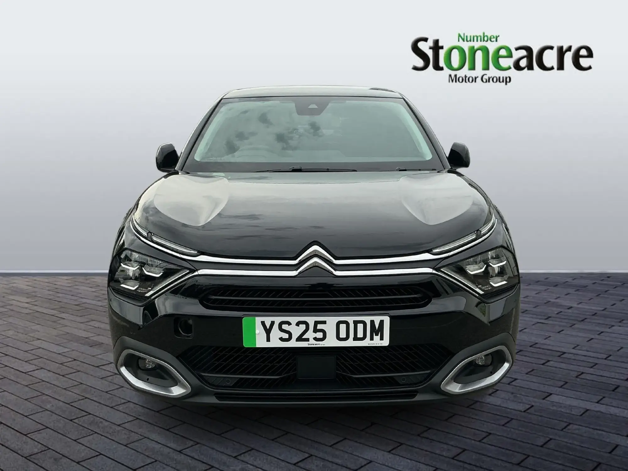 Citroen e-C4 Image 2