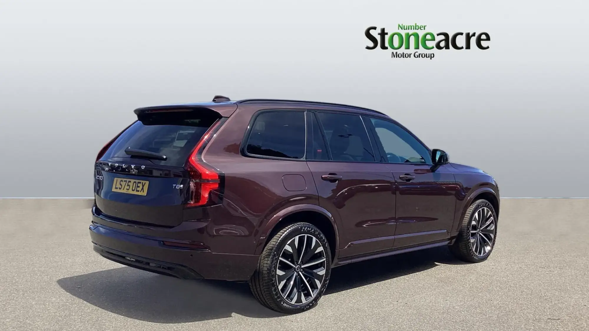 Volvo XC90 Plug-In Hybrid 2.0 T8 18.8kWh Plus Auto 4WD Euro 6 (s/s) 5dr LS75OEX Image 2