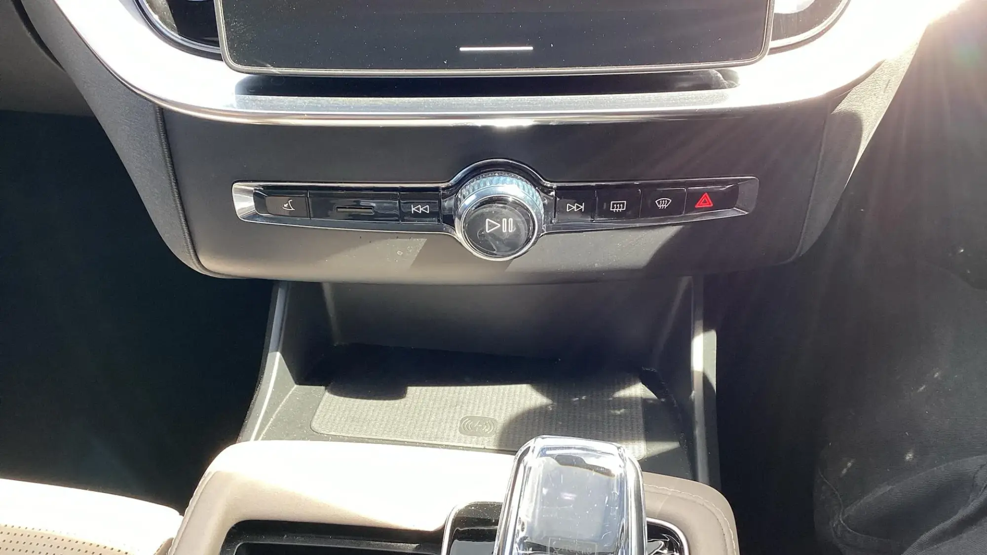 Volvo XC90 Plug-In Hybrid Image 18 Volvo XC90 Plug-In Hybrid Image 18
