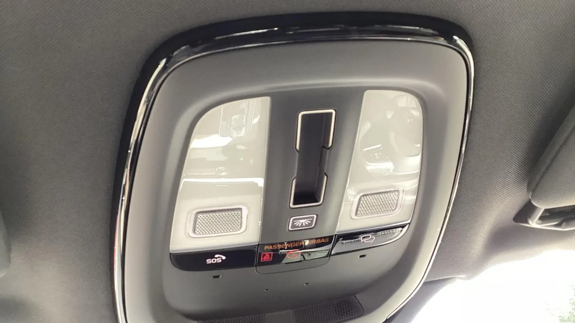 Volvo XC90 Plug-In Hybrid Image 27 Volvo XC90 Plug-In Hybrid Image 27