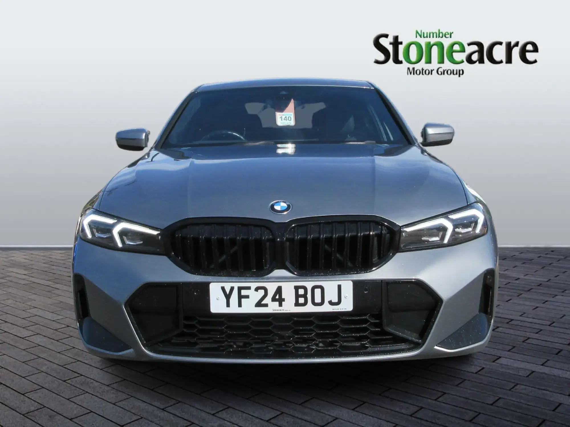 BMW 3 Series Image 4 BMW 3 Series Image 4