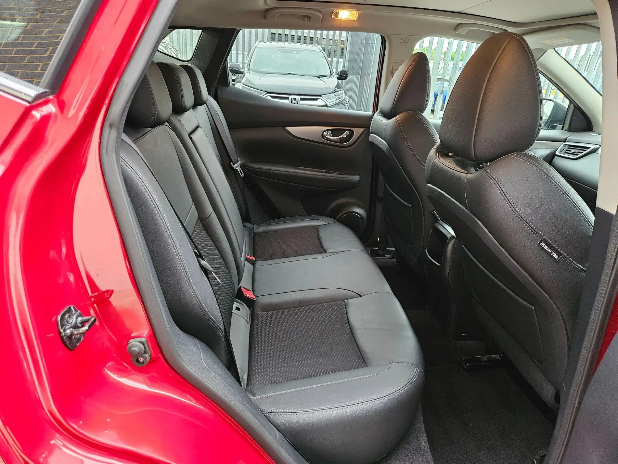 Nissan Qashqai Image 17 Nissan Qashqai Image 17