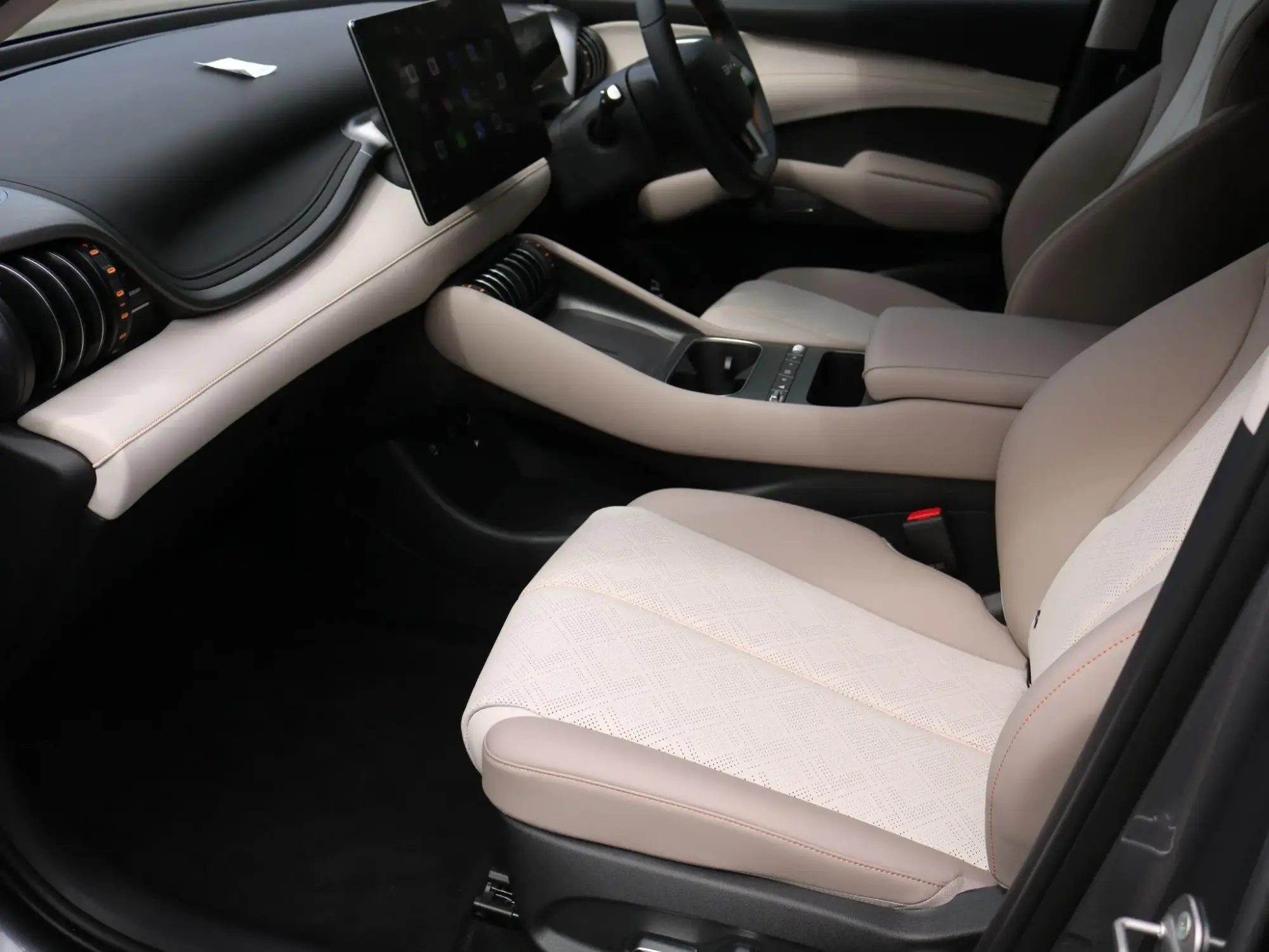 BYD ATTO 3 EVO Image 12 BYD ATTO 3 EVO Image 12