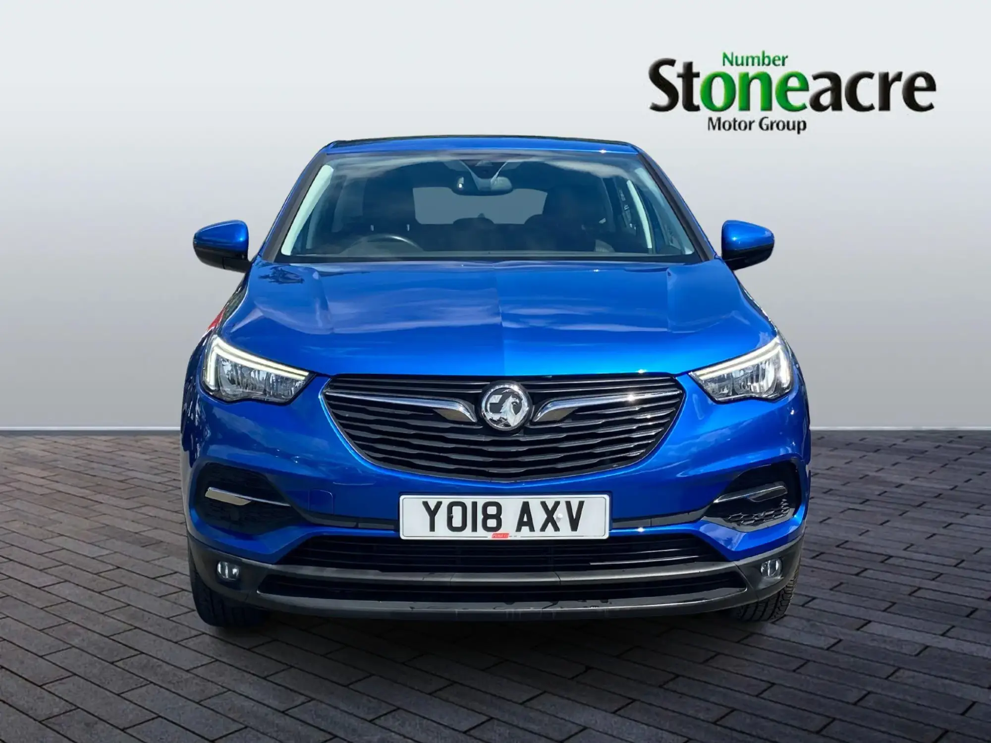 Vauxhall Grandland X 1.2 Turbo SE Euro 6 (s/s) 5dr YO18AXV Image 2