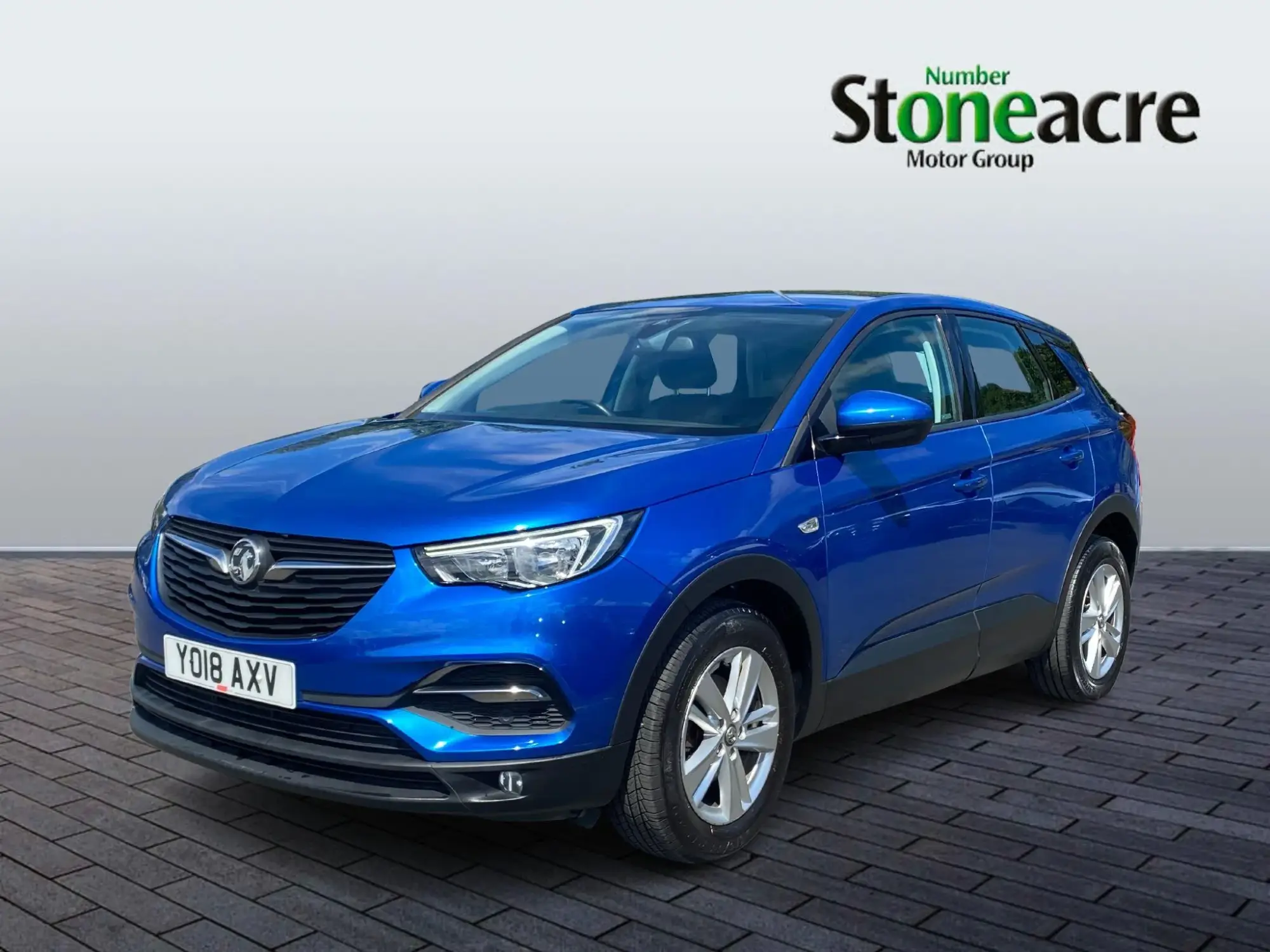 Vauxhall Grandland X 1.2 Turbo SE Euro 6 (s/s) 5dr YO18AXV Image 3