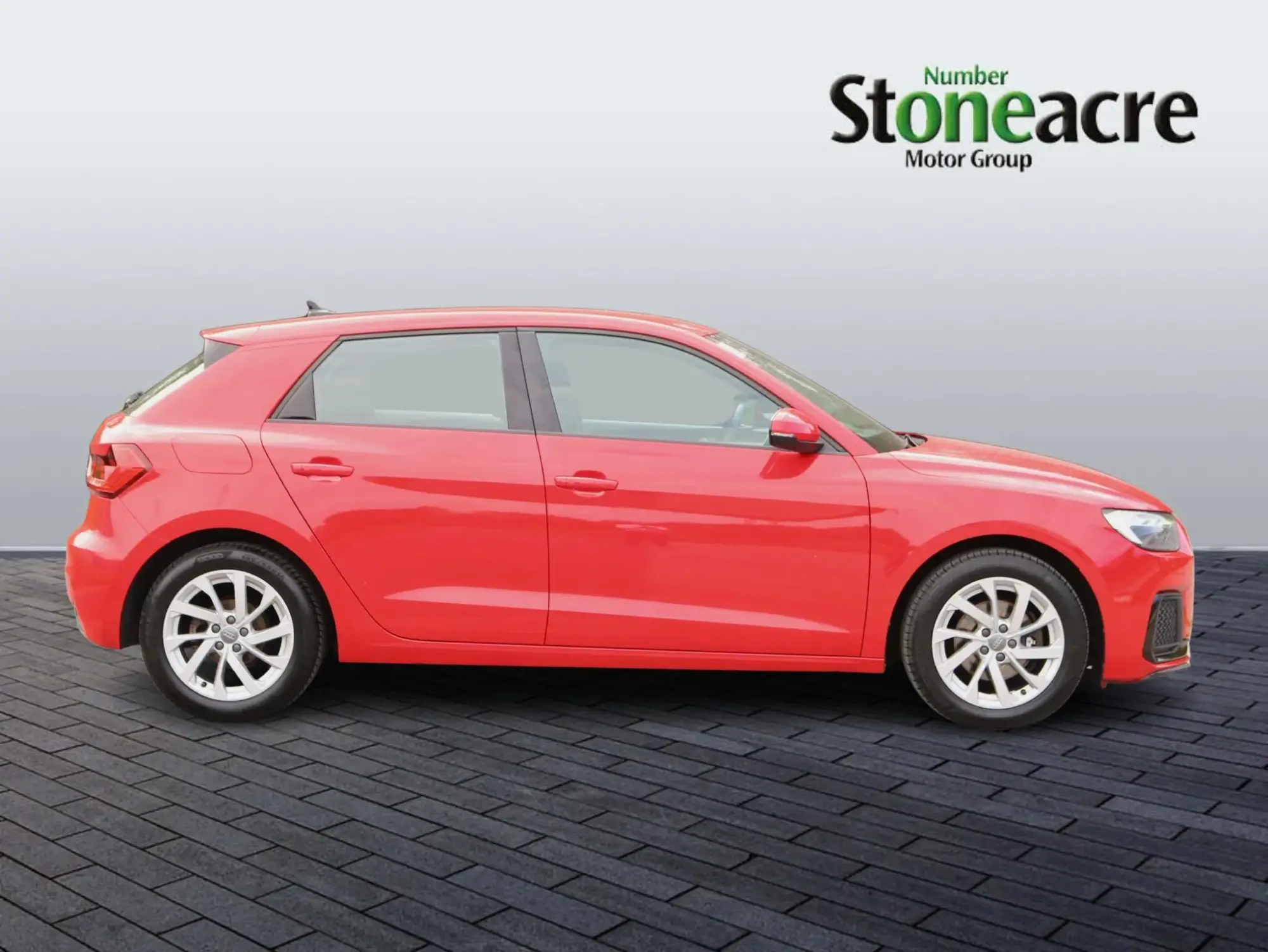 Audi A1 1.0 TFSI 30 Sport Sportback Euro 6 (s/s) 5dr VK69KXY Image 2