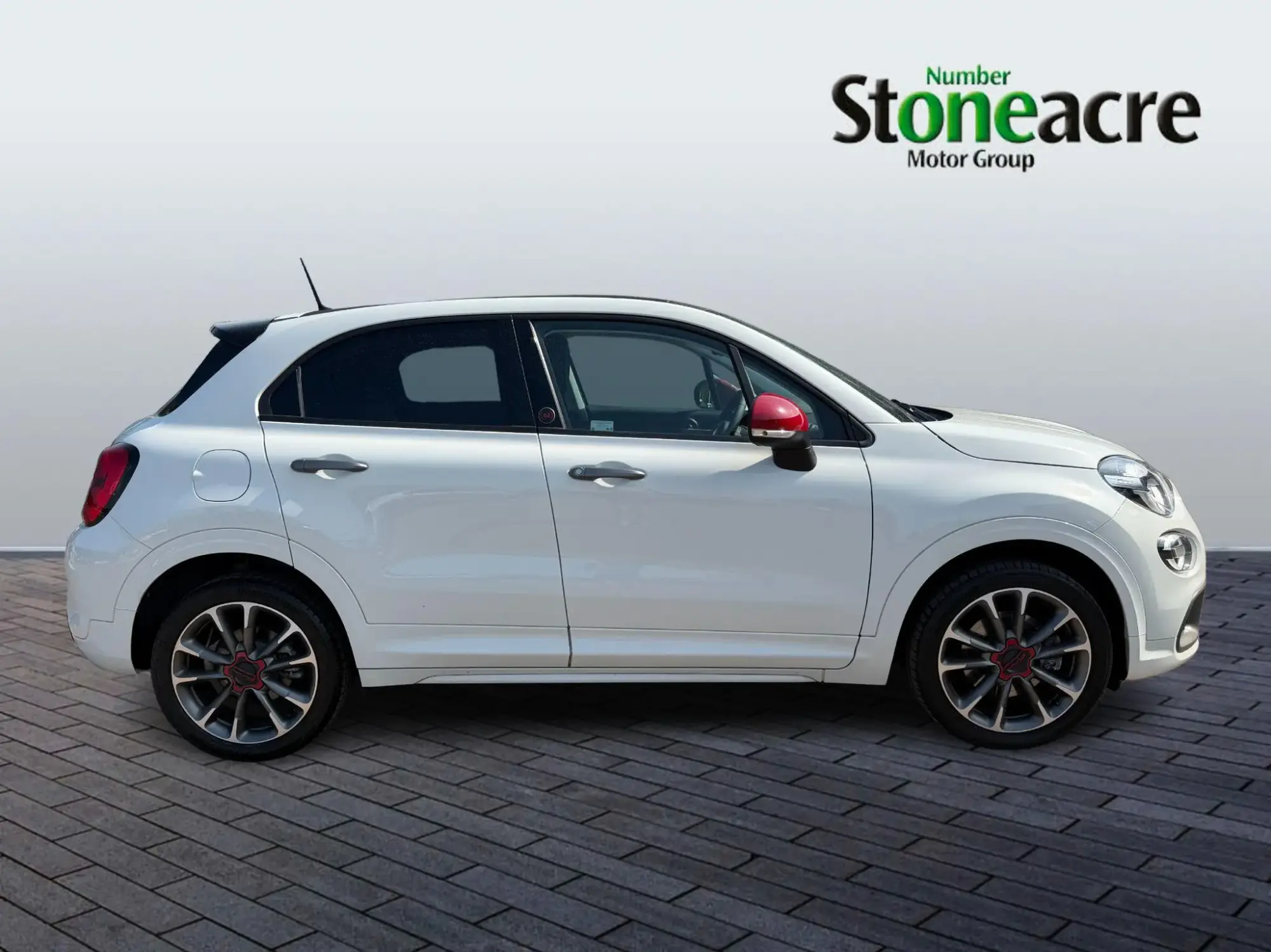 Fiat 500X Dolcevita 1.5 FireFly Turbo MHEV RED DCT Euro 6 (s/s) 5dr FX74KNN Image 2