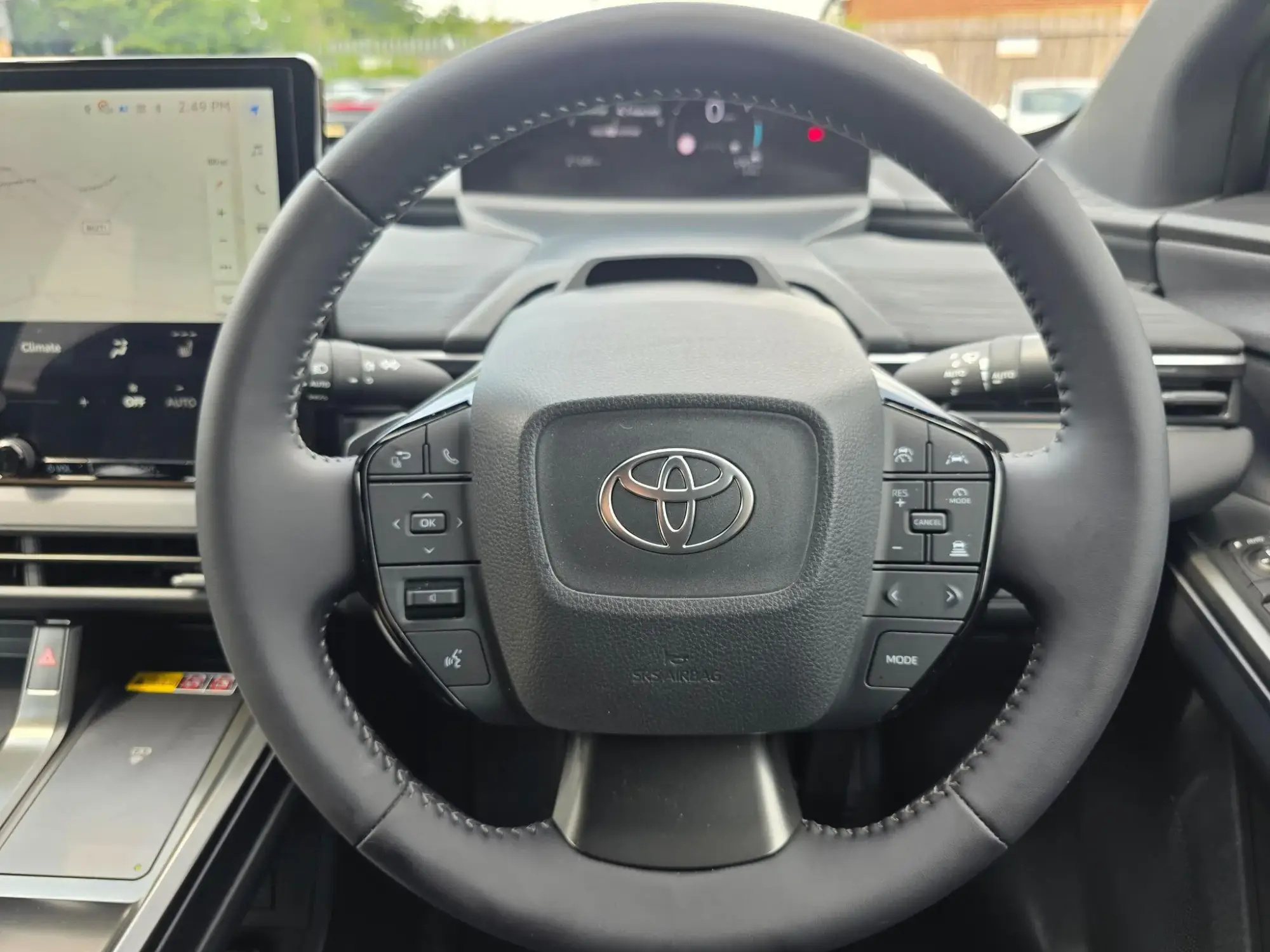 Toyota C-HR+ Image 8