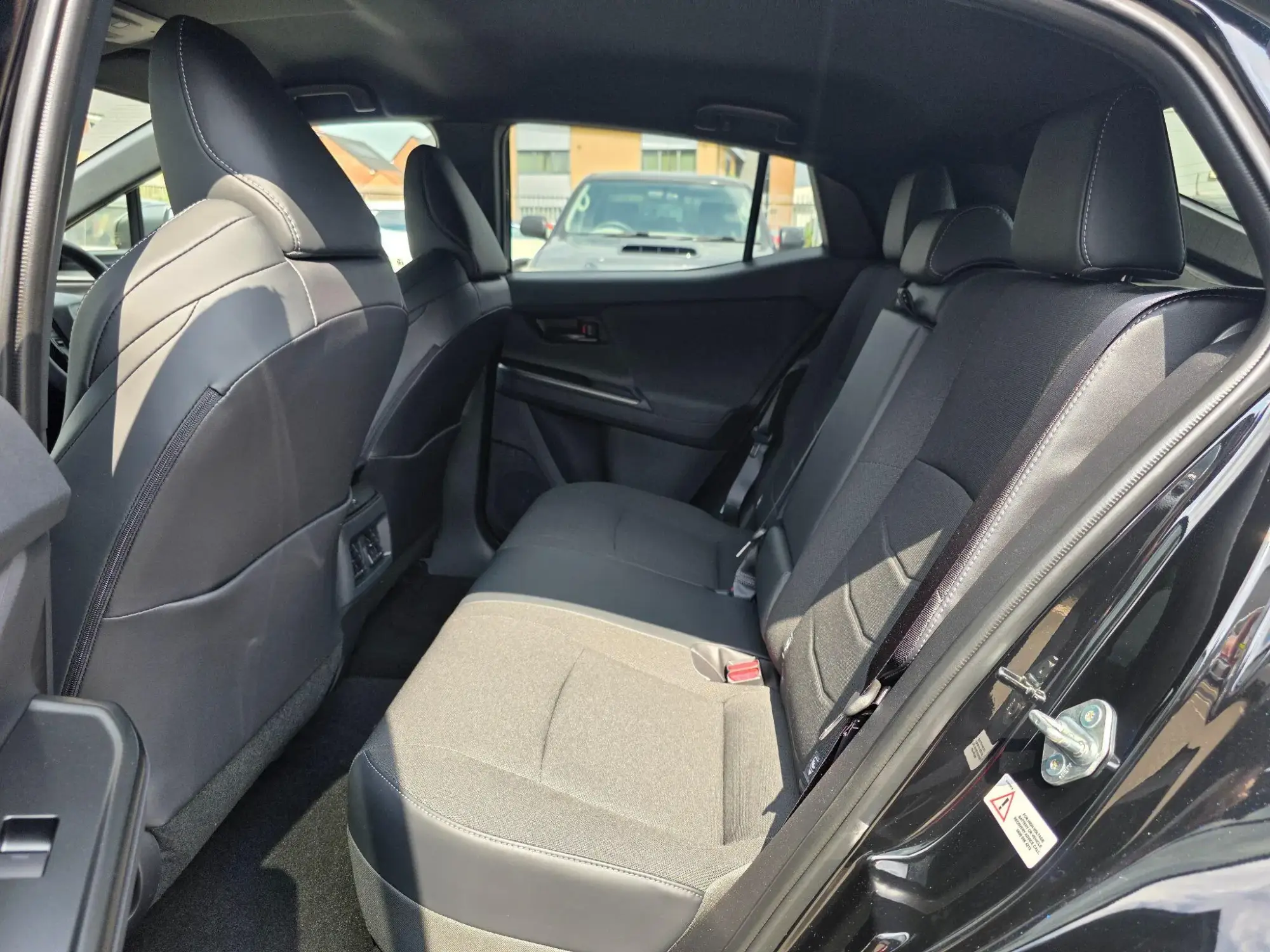 Toyota C-HR+ Image 12