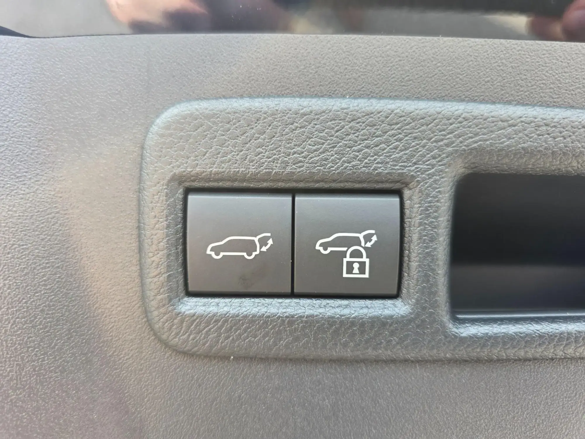 Toyota C-HR+ Image 23