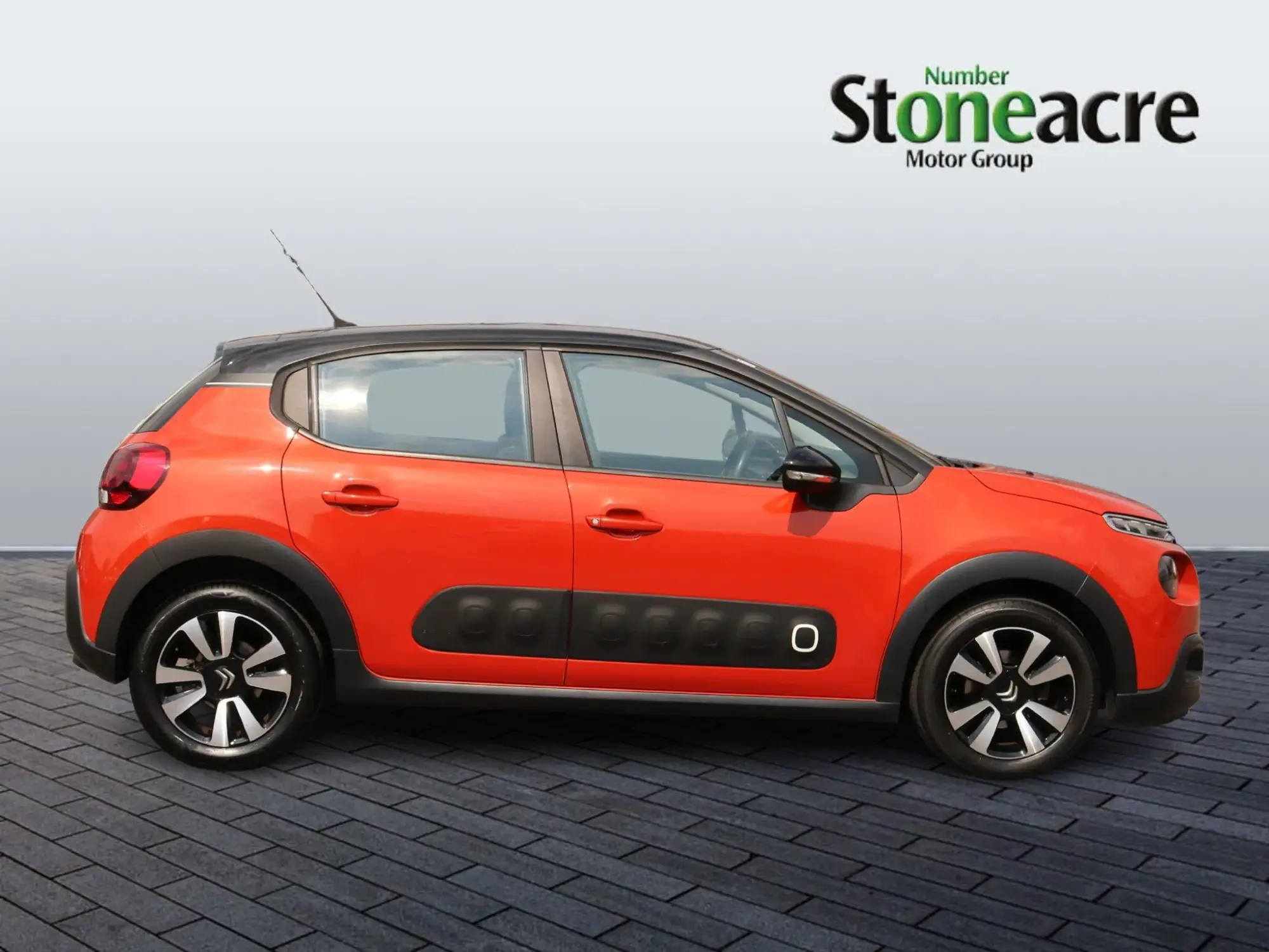 Citroen C3 1.6 BlueHDi Feel Euro 6 (s/s) 5dr KM68AHN Image 2