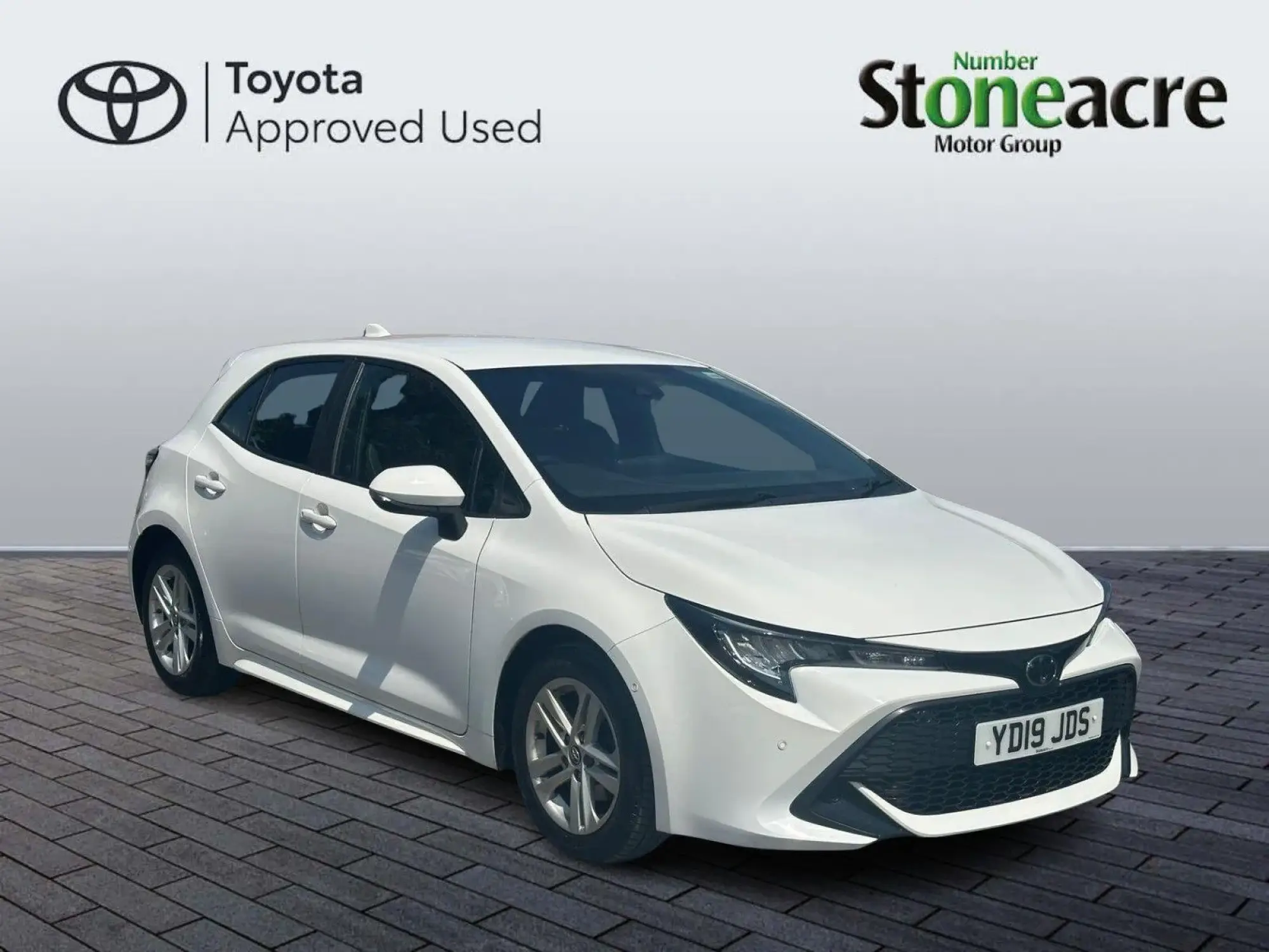 2019 TOYOTA COROLLA HATCHBACK 1.2 VVT I ICON TECH EURO 6 S S 5DR YD19JDS... photo