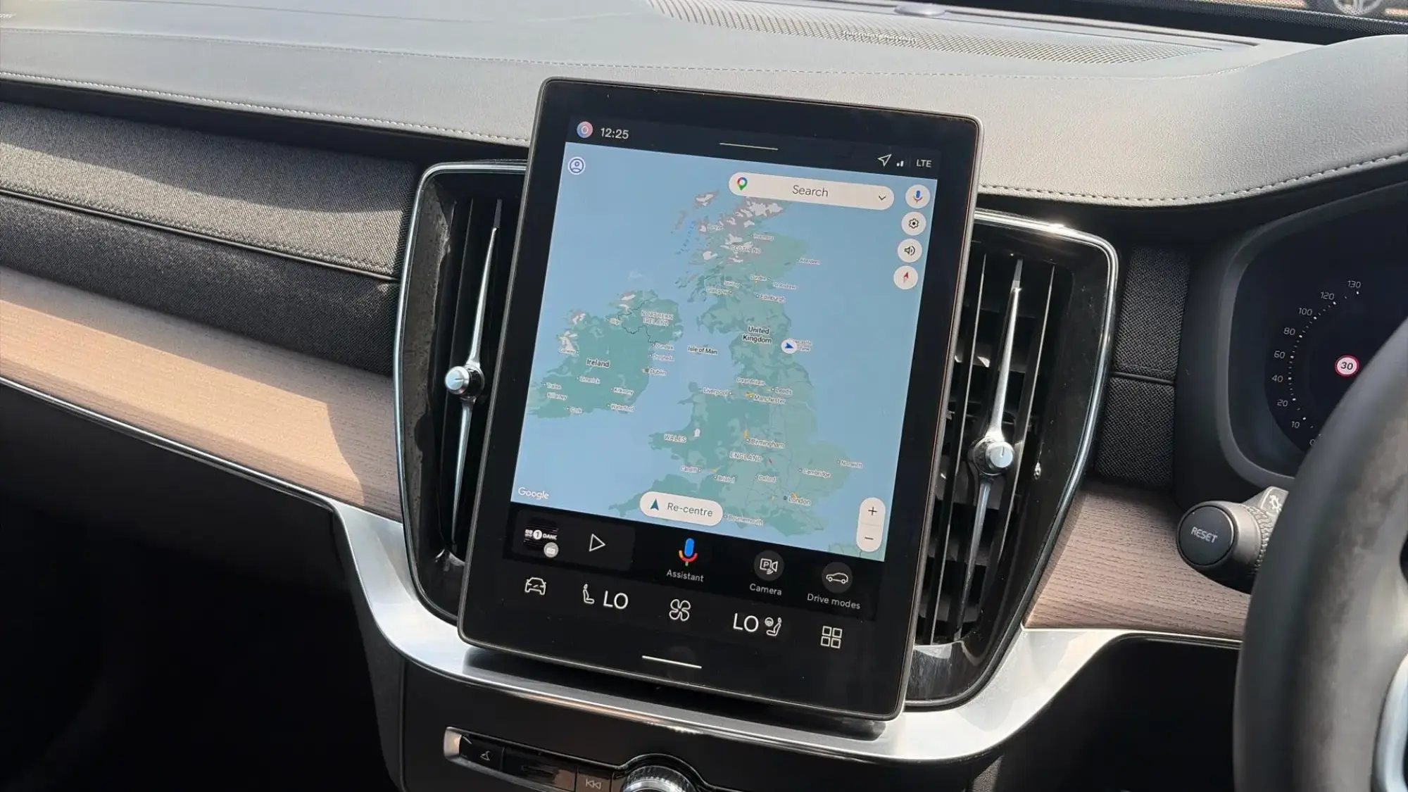 Volvo XC90 Plug-In Hybrid Image 18 Volvo XC90 Plug-In Hybrid Image 18