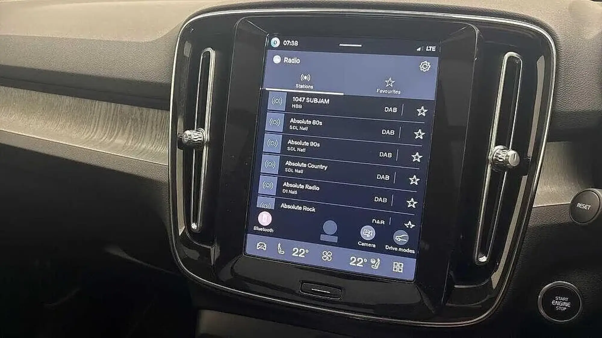 Volvo XC40 Image 33