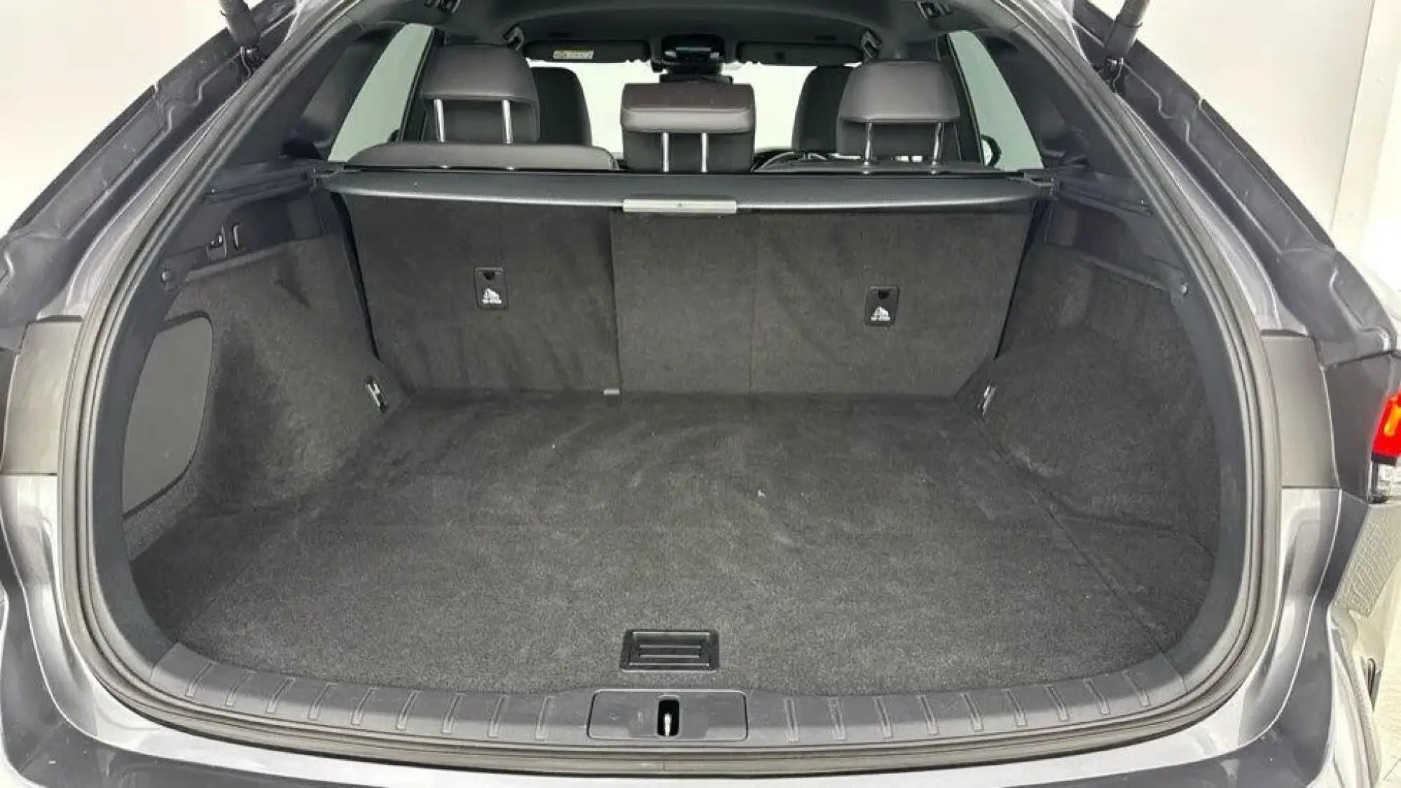 Lexus RX Plug-In Hybrid Image 10 Lexus RX Plug-In Hybrid Image 10