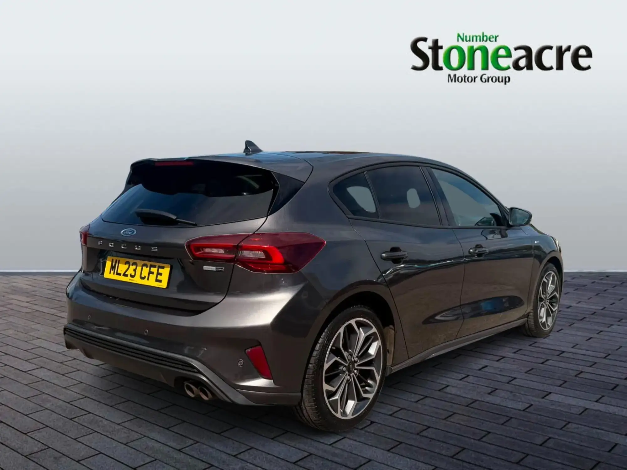 Ford Focus Image 2