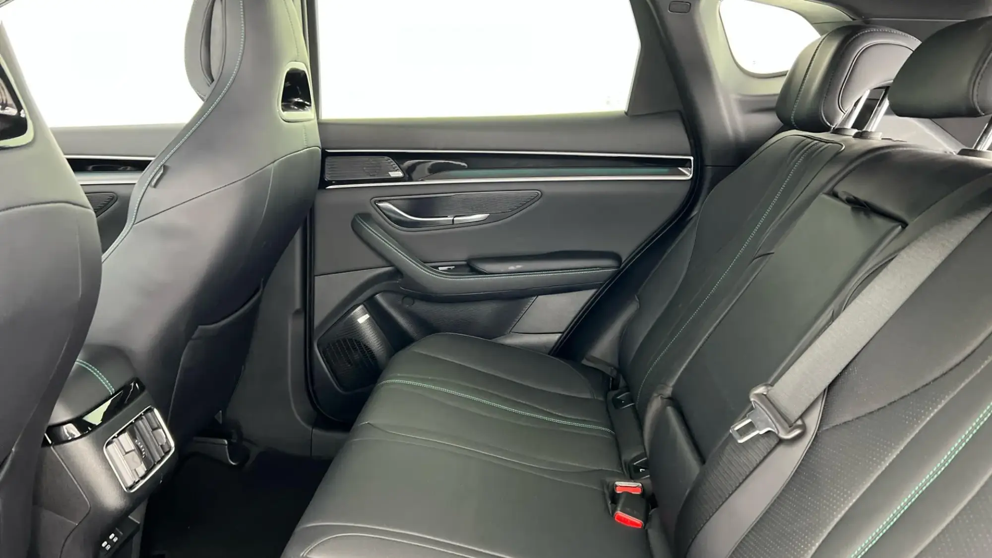 BYD Seal U Image 13