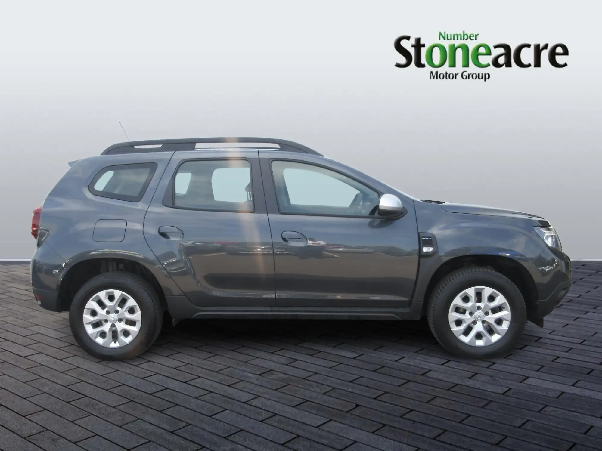 Dacia Duster Image 2