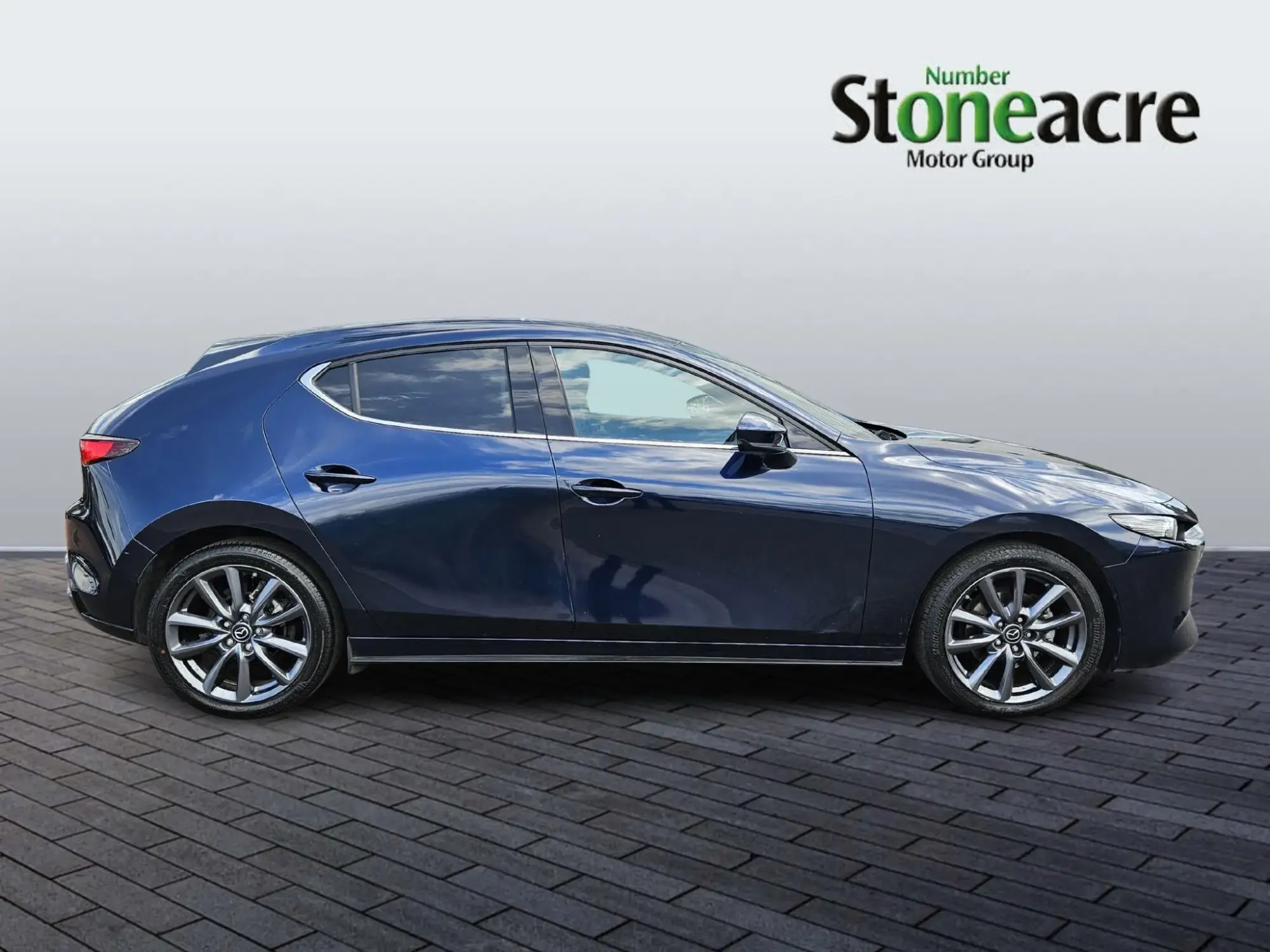 Mazda Mazda3 2.5 e-SKYACTIV-G MHEV Exclusive-Line Auto Euro 6 (s/s) 5dr ML25SOA Image 2