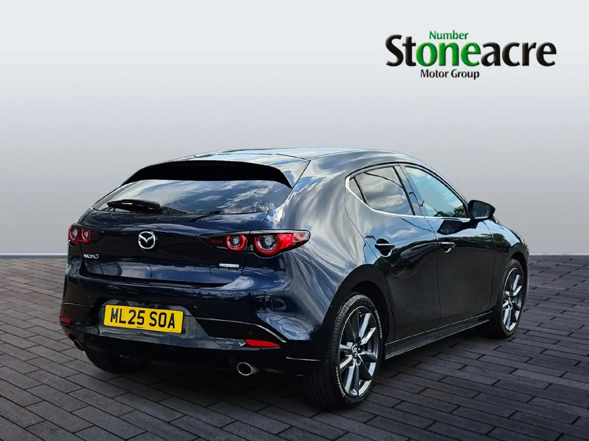 Mazda Mazda3 2.5 e-SKYACTIV-G MHEV Exclusive-Line Auto Euro 6 (s/s) 5dr ML25SOA Image 3