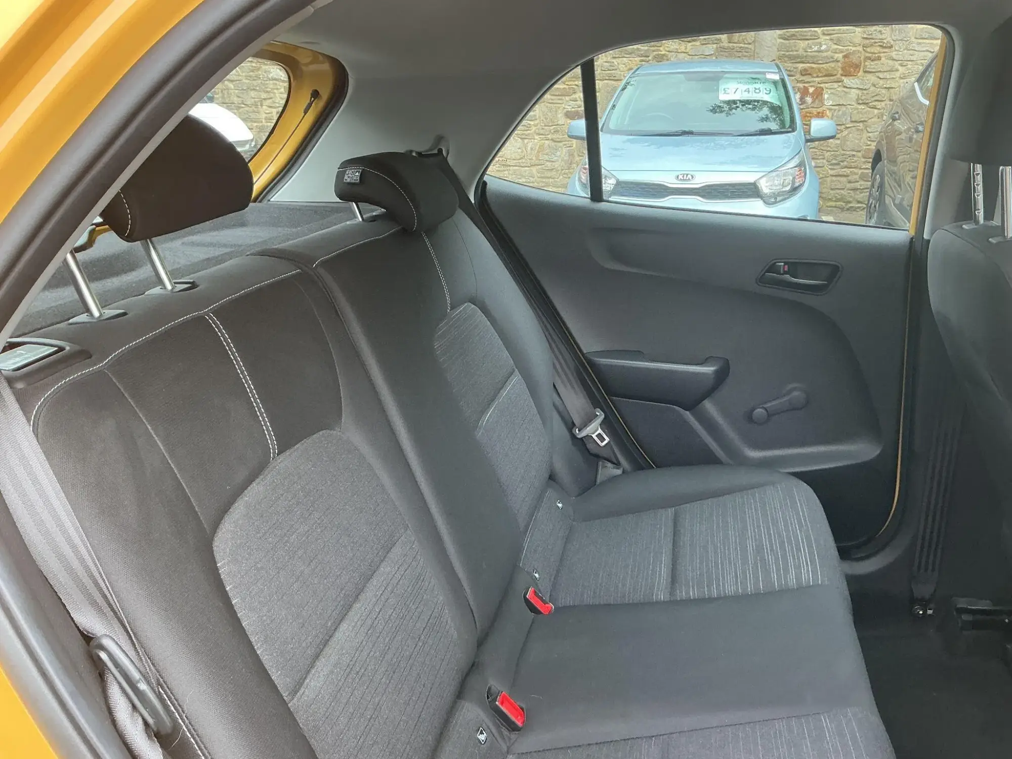Kia Picanto Image 16