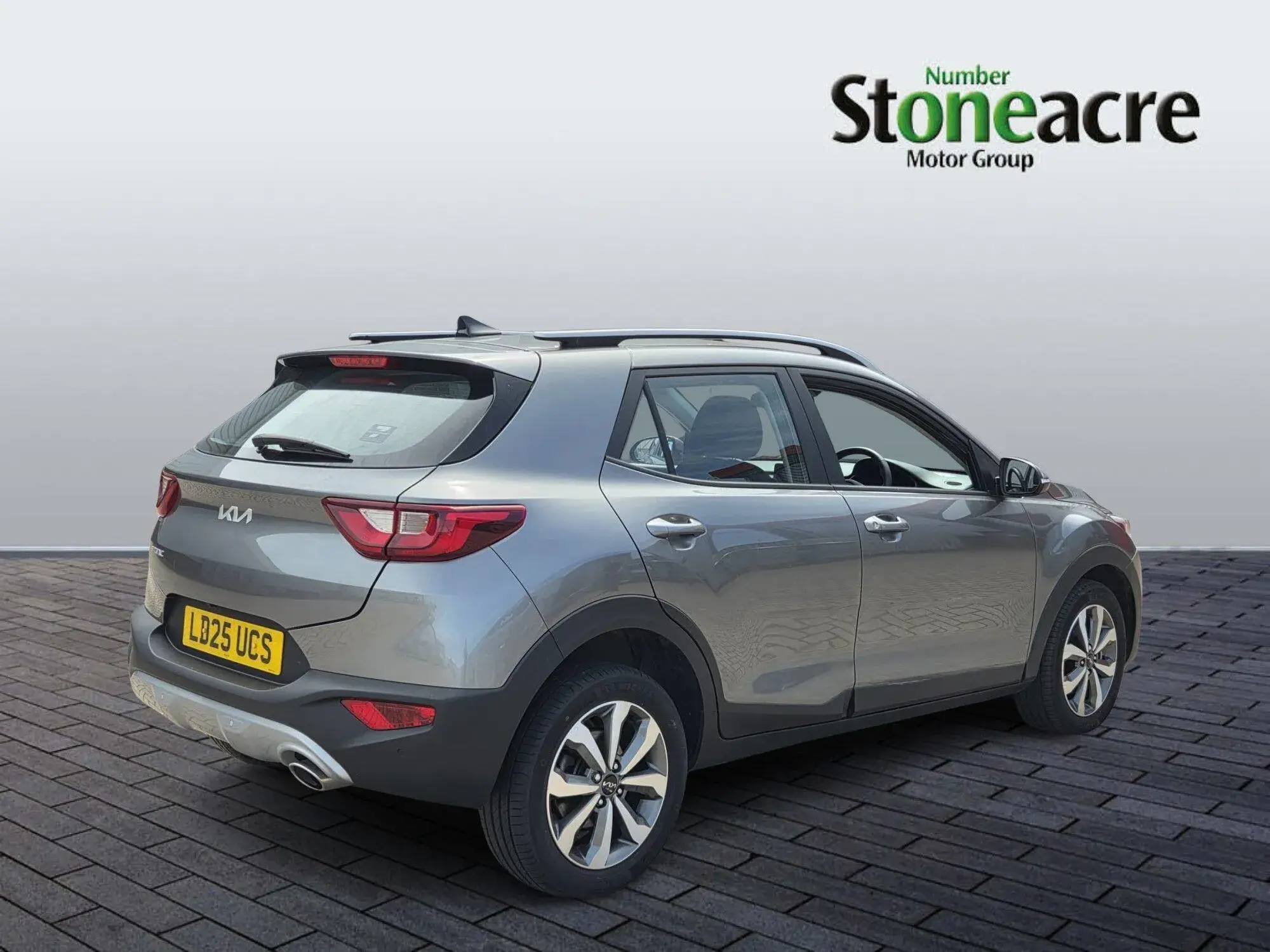 Kia Stonic 1.0 T-GDi 2 Euro 6 (s/s) 5dr LD25UCS Image 3