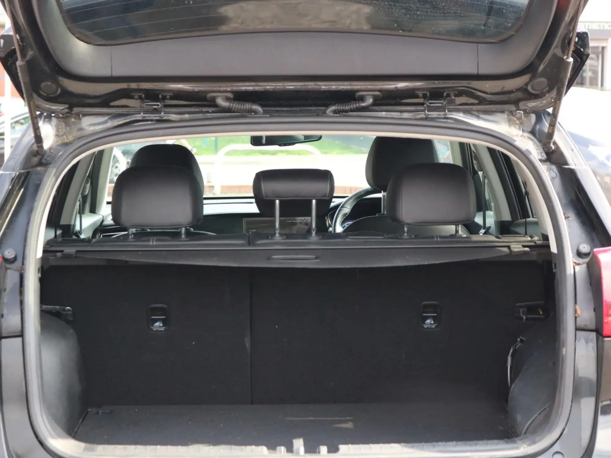 Kia Niro Image 10 Kia Niro Image 10
