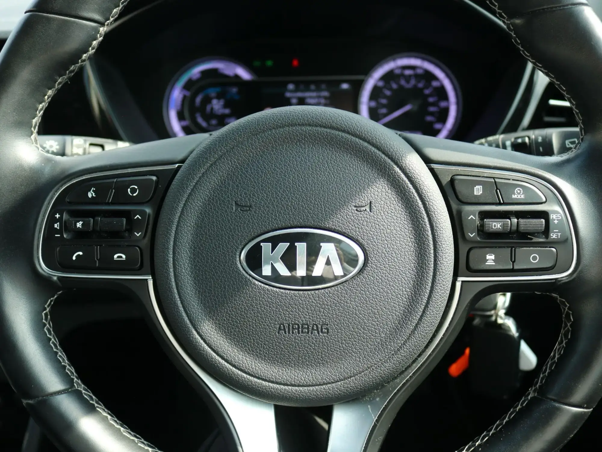 Kia Niro Image 16 Kia Niro Image 16