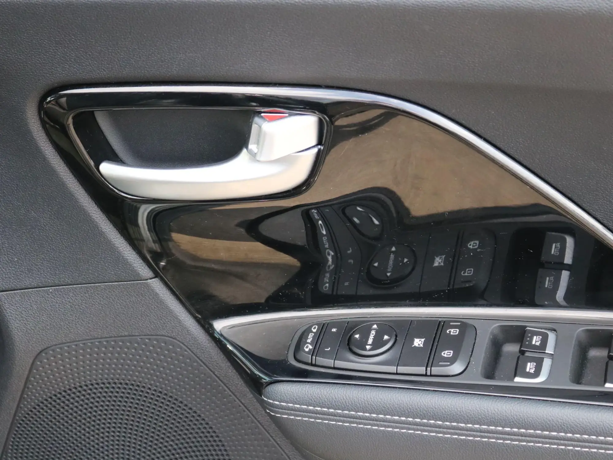 Kia Niro Image 27 Kia Niro Image 27