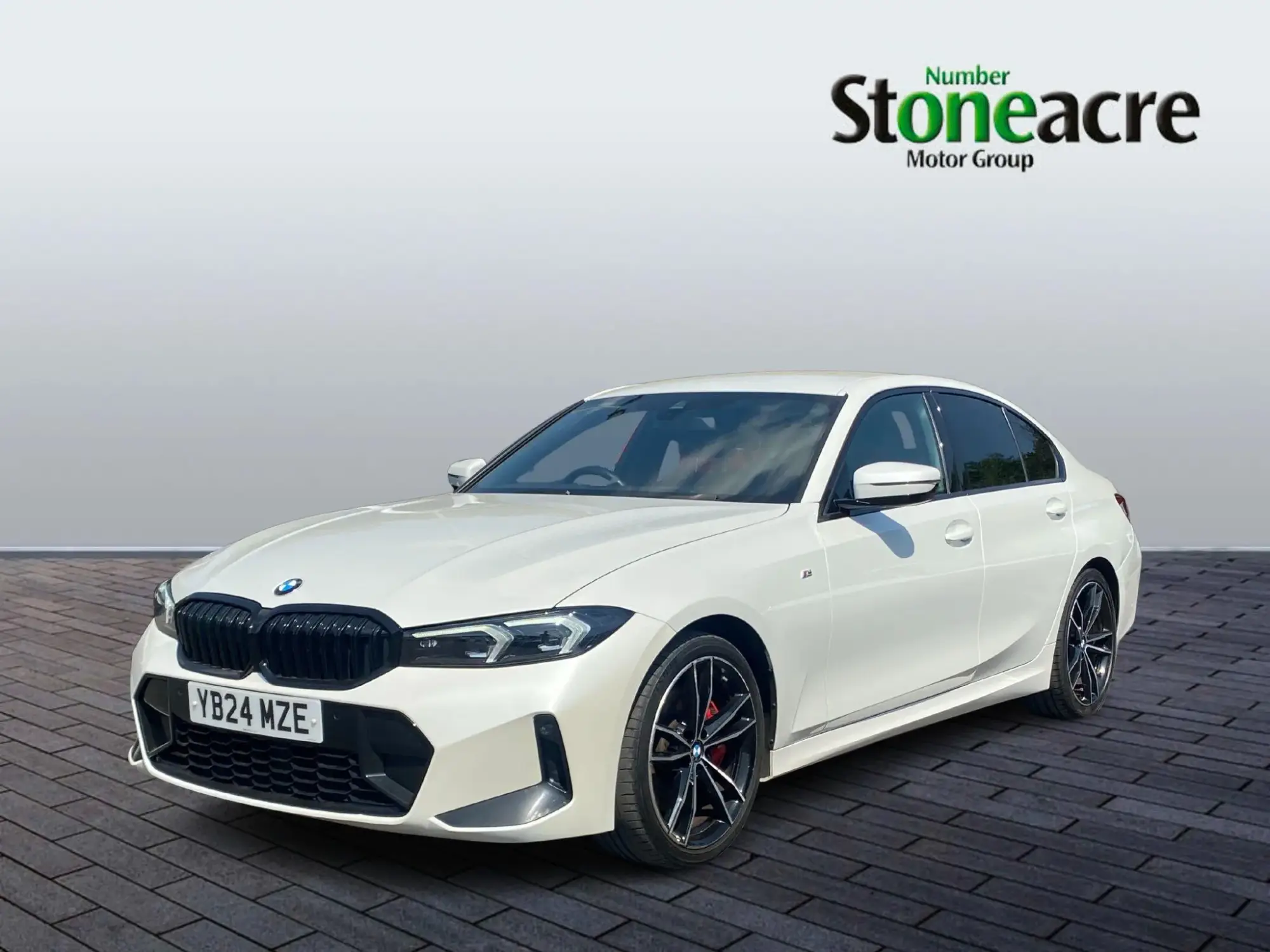 BMW 3 Series Image 3 BMW 3 Series Image 3