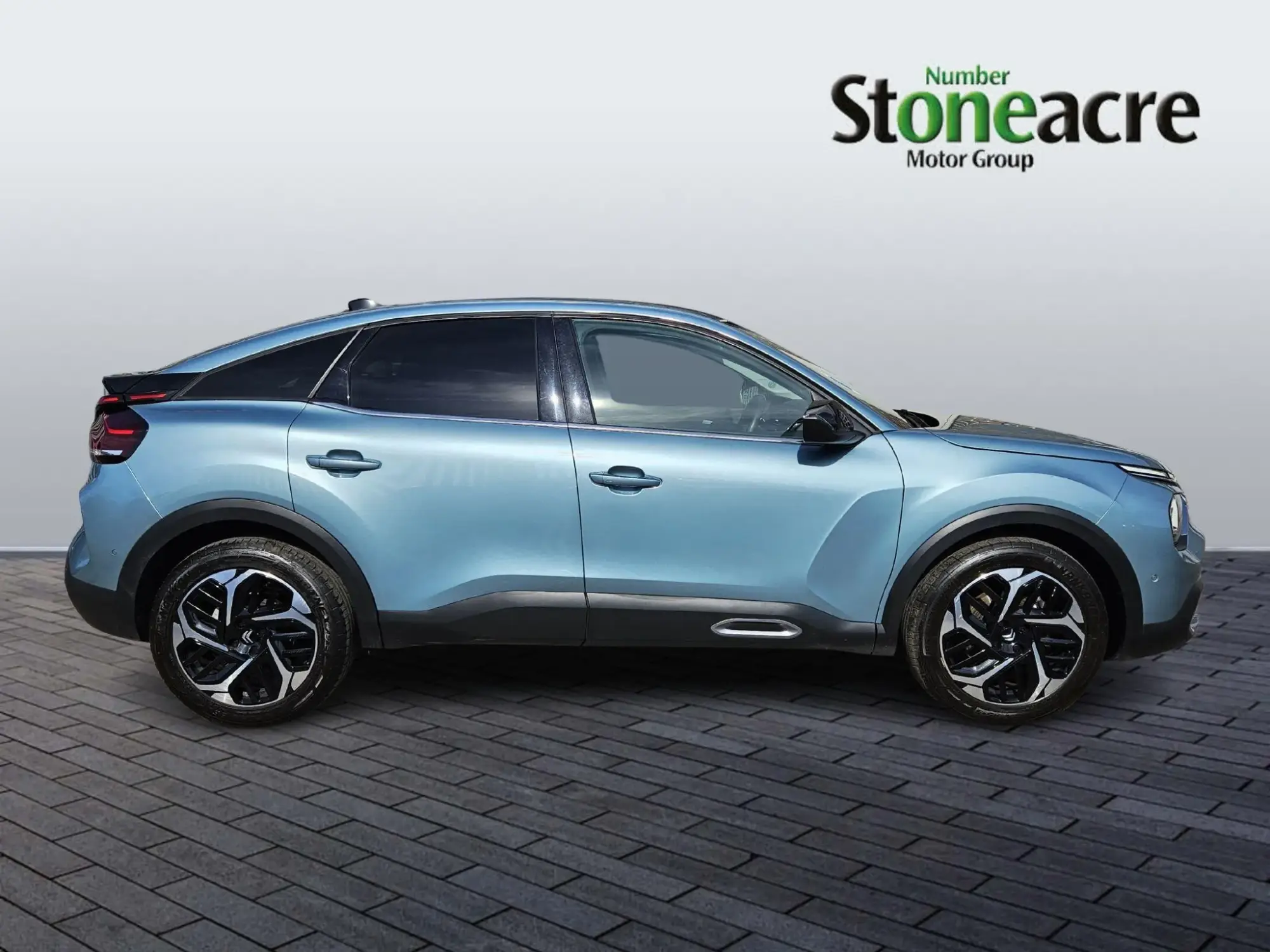 Citroen C4 Image 2