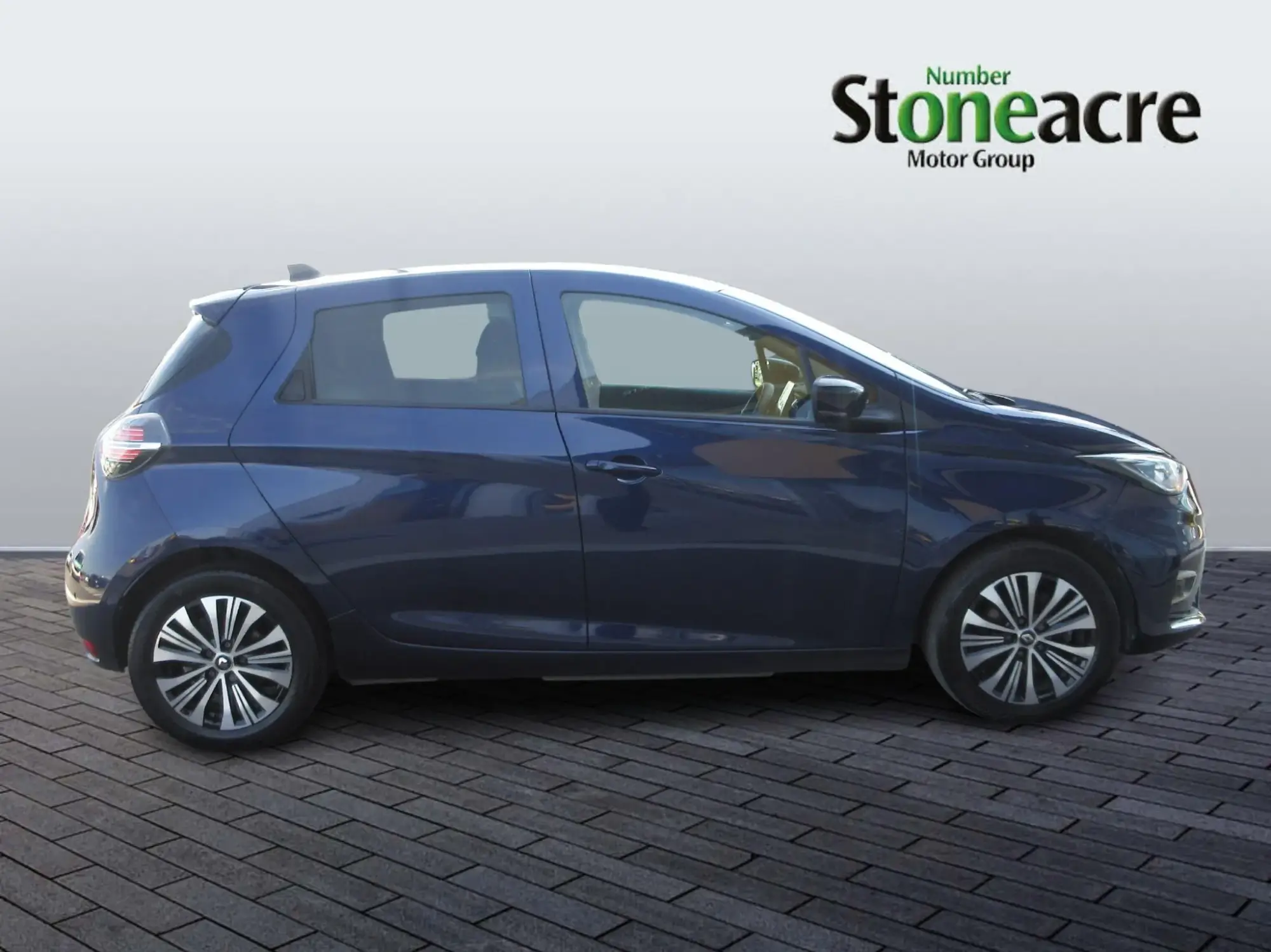 Renault Zoe R135 EV50 52kWh Techno Auto 5dr (Boost Charge) KS23BXH Image 2