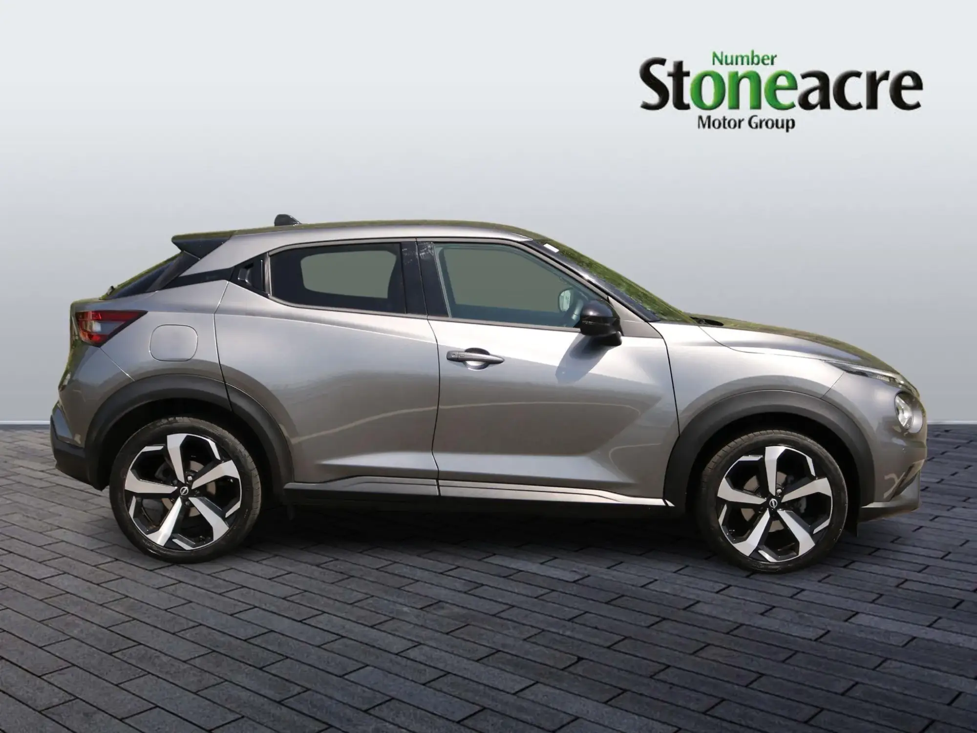 Nissan Juke Image 2