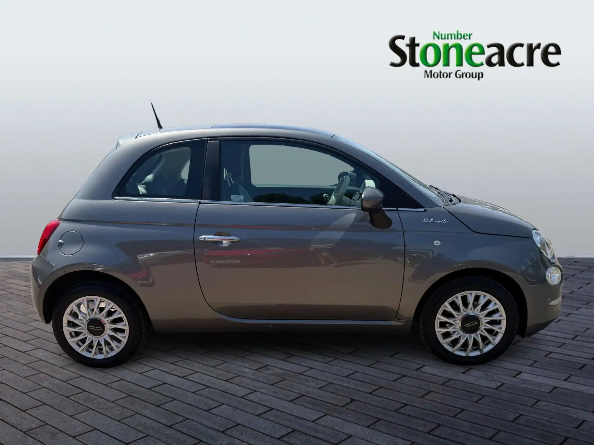 Fiat 500 1.0 Mild Hybrid Dolcevita [Part Leather] 3dr YM22XLL Image 2