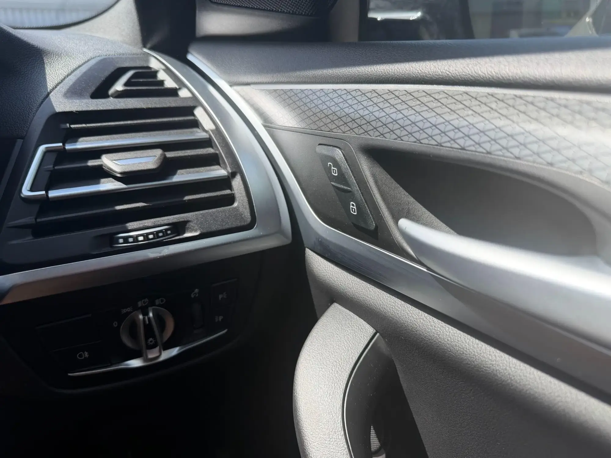 BMW X3 Image 18 BMW X3 Image 18