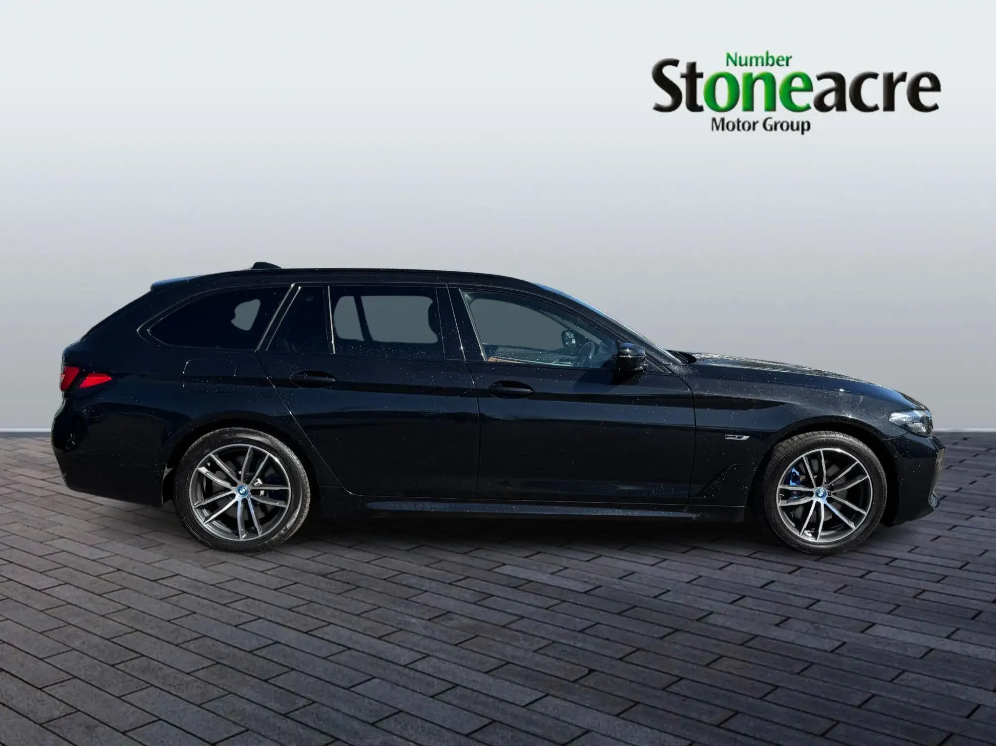BMW 5 Series Image 7 BMW 5 Series Image 7