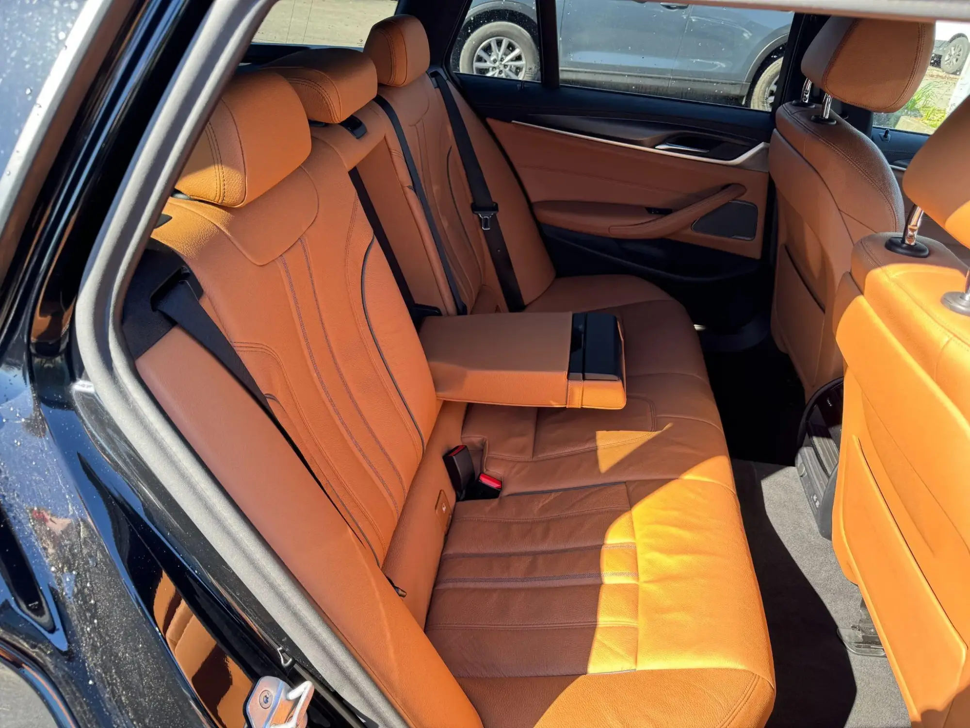 BMW 5 Series Image 12 BMW 5 Series Image 12