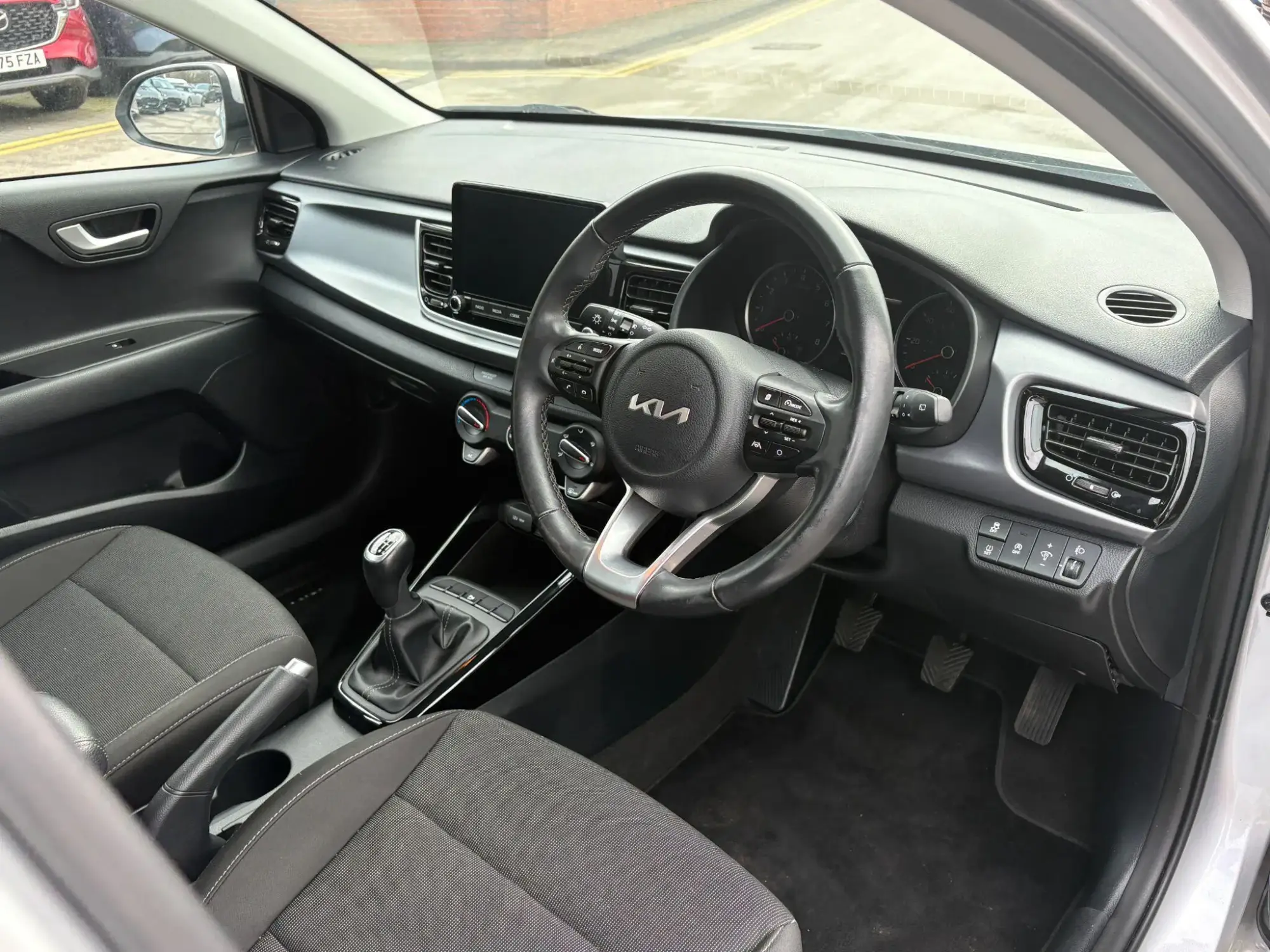 Kia Rio Image 9 Kia Rio Image 9