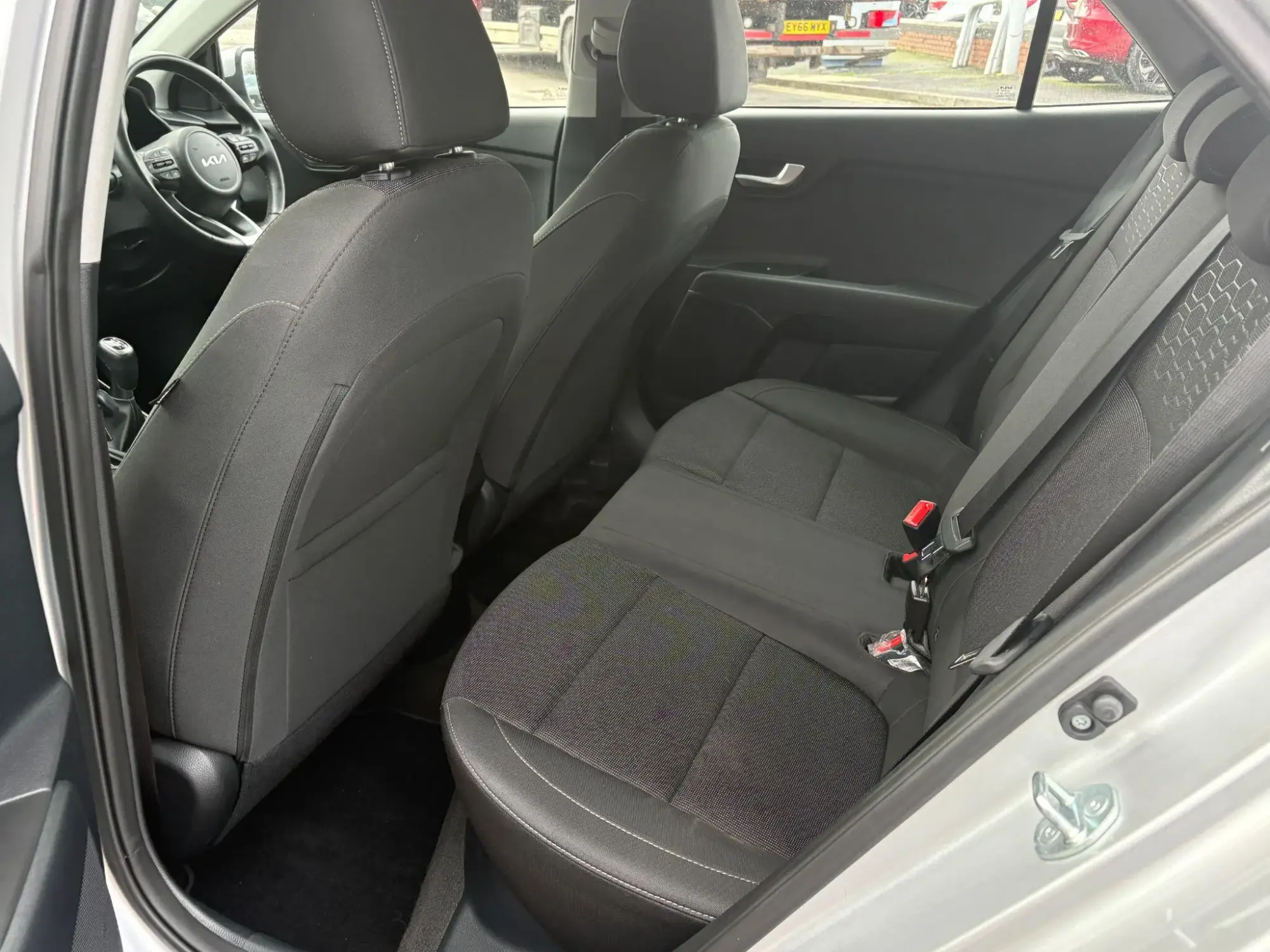 Kia Rio Image 13 Kia Rio Image 13