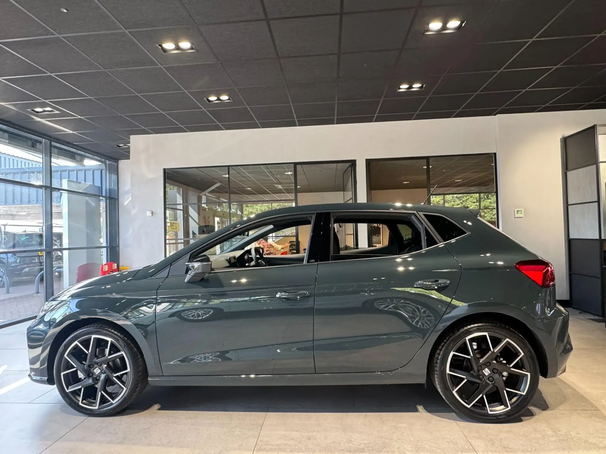 SEAT Ibiza Image 4 SEAT Ibiza Image 4