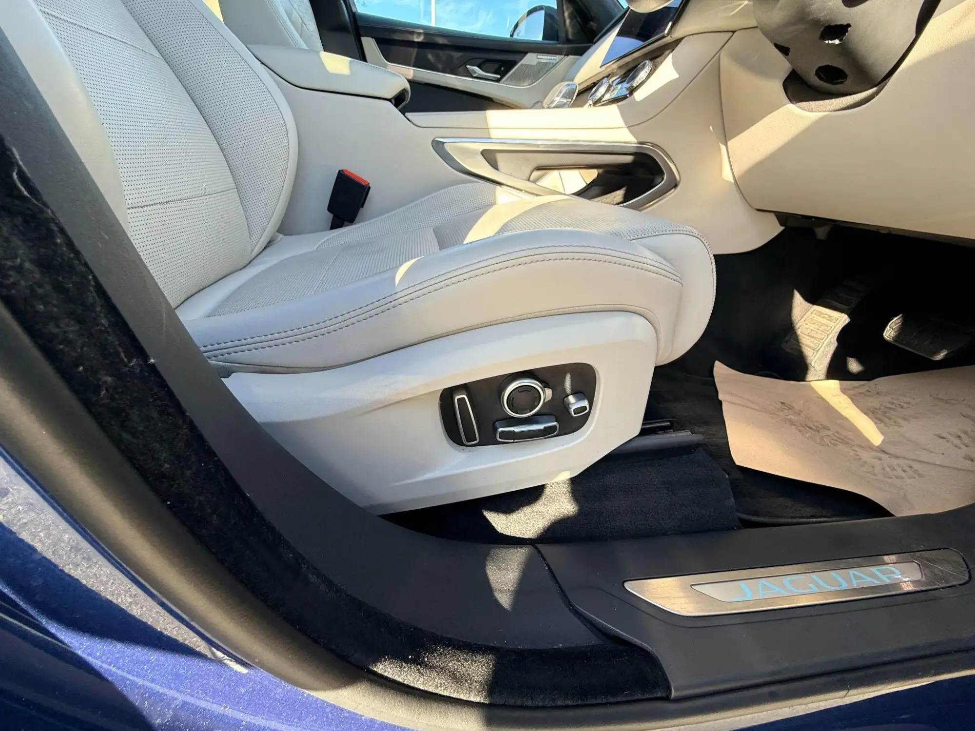 Jaguar F-Pace Image 10 Jaguar F-Pace Image 10