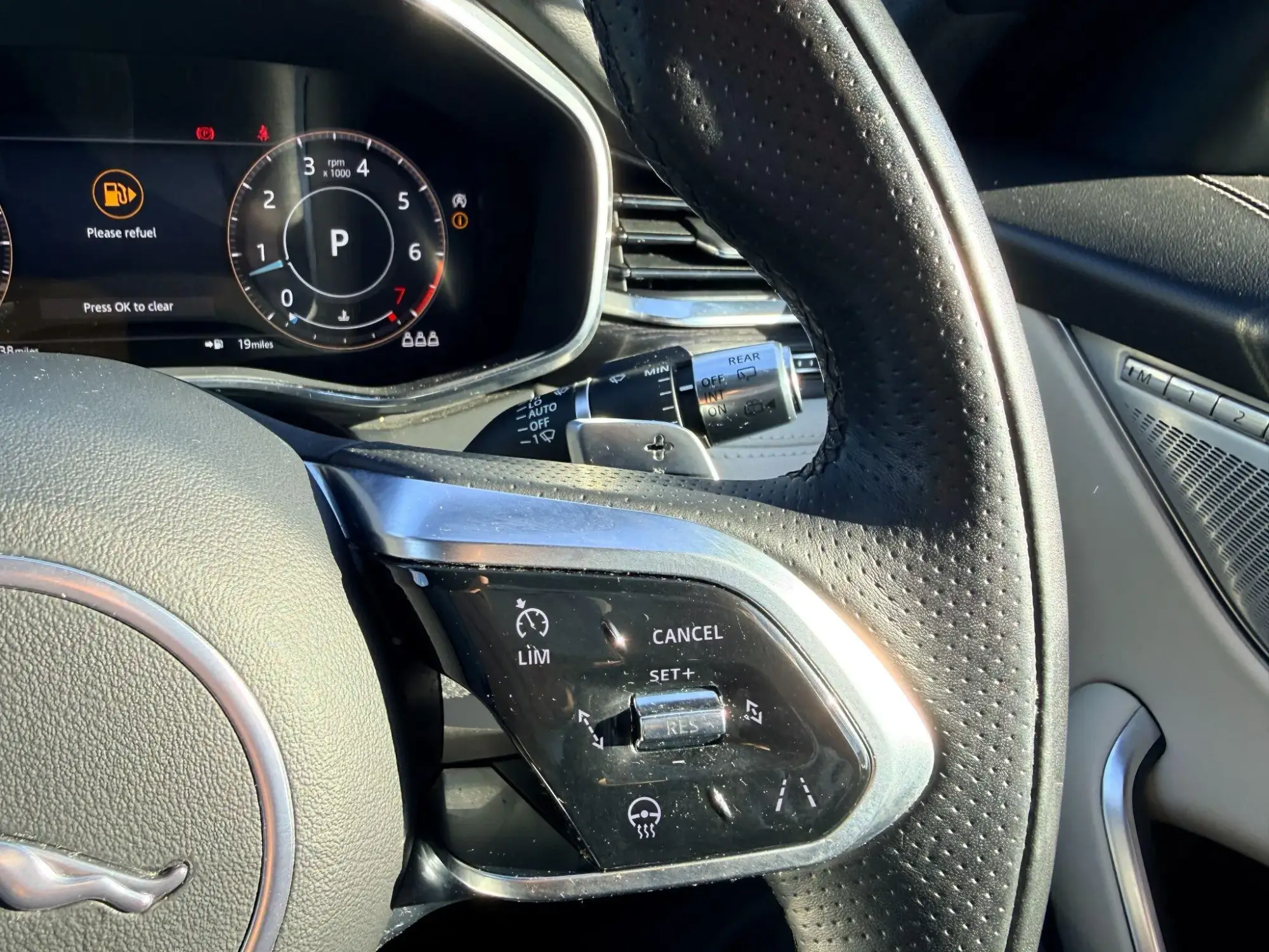 Jaguar F-Pace Image 14 Jaguar F-Pace Image 14