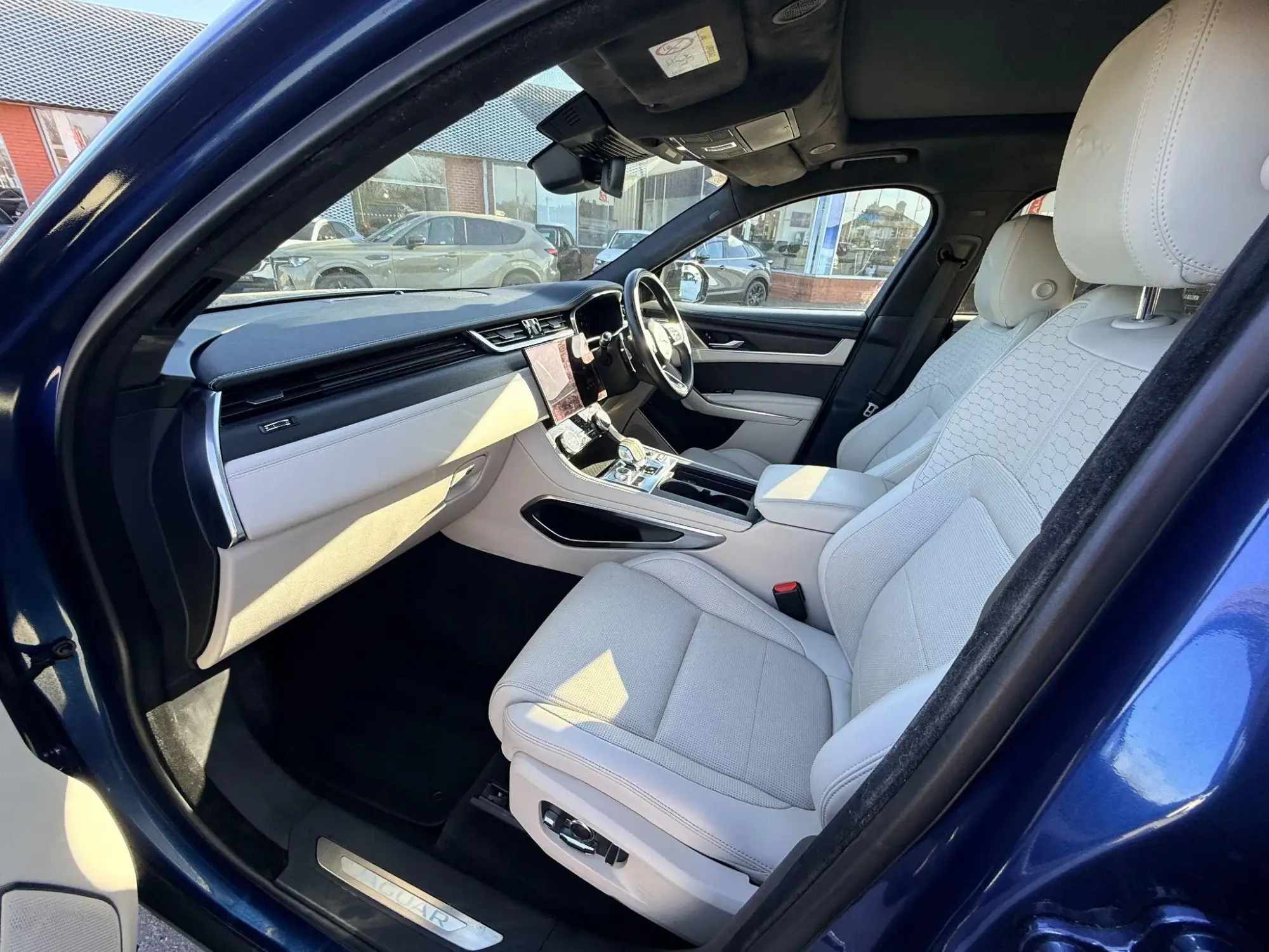 Jaguar F-Pace Image 26 Jaguar F-Pace Image 26