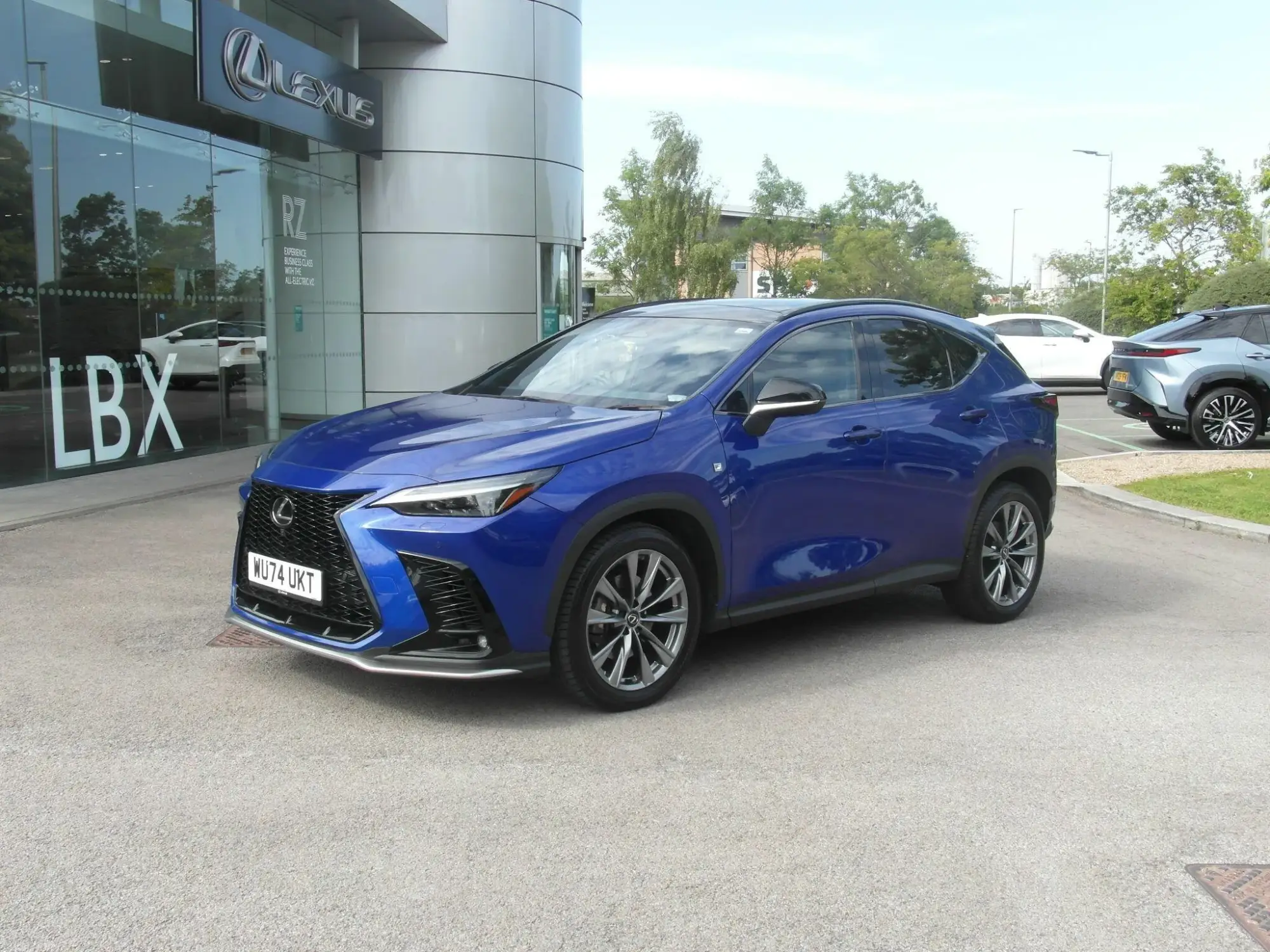 Lexus NX Plug-In Hybrid Image 11 Lexus NX Plug-In Hybrid Image 11