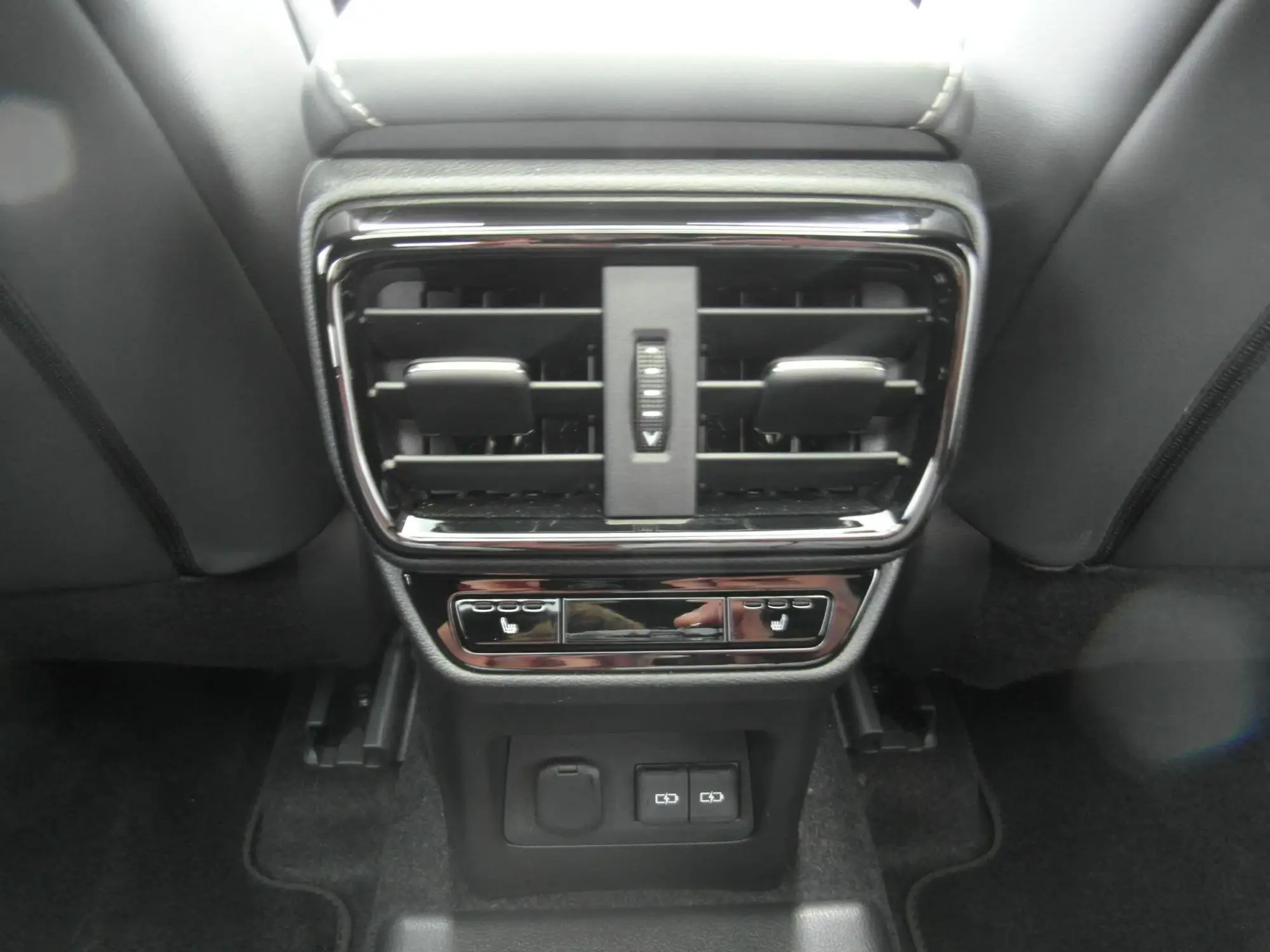 Lexus NX Plug-In Hybrid Image 37 Lexus NX Plug-In Hybrid Image 37