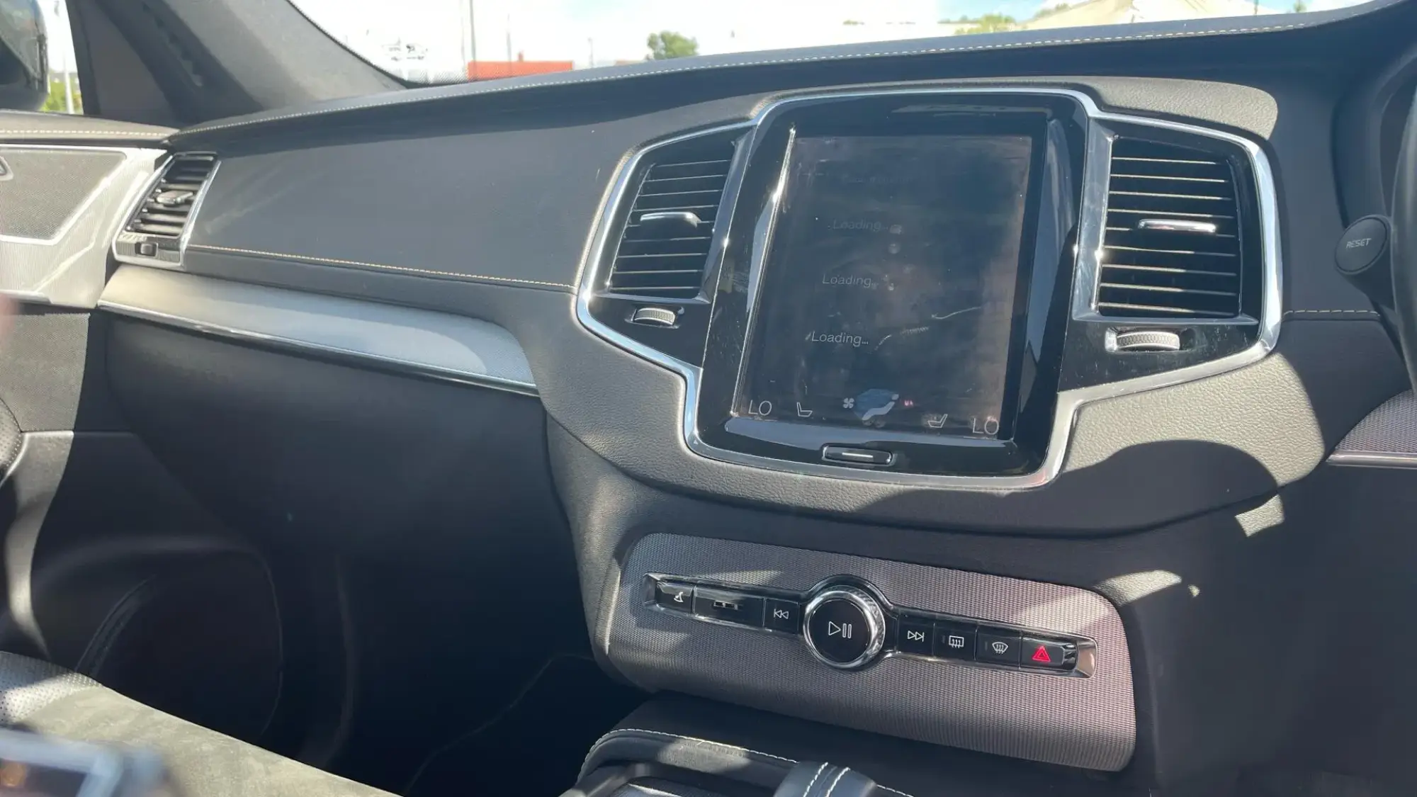 Volvo XC90 Image 12