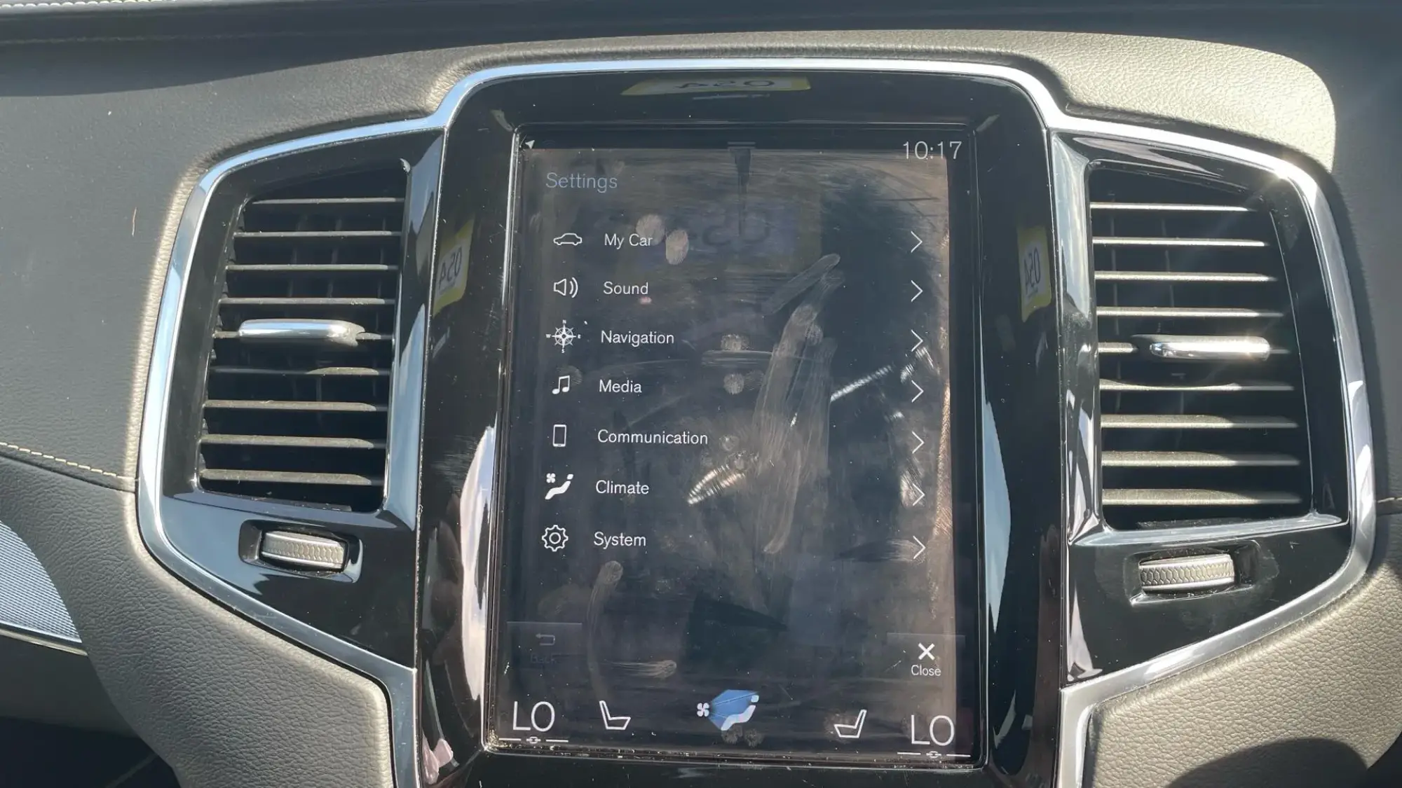 Volvo XC90 Image 32
