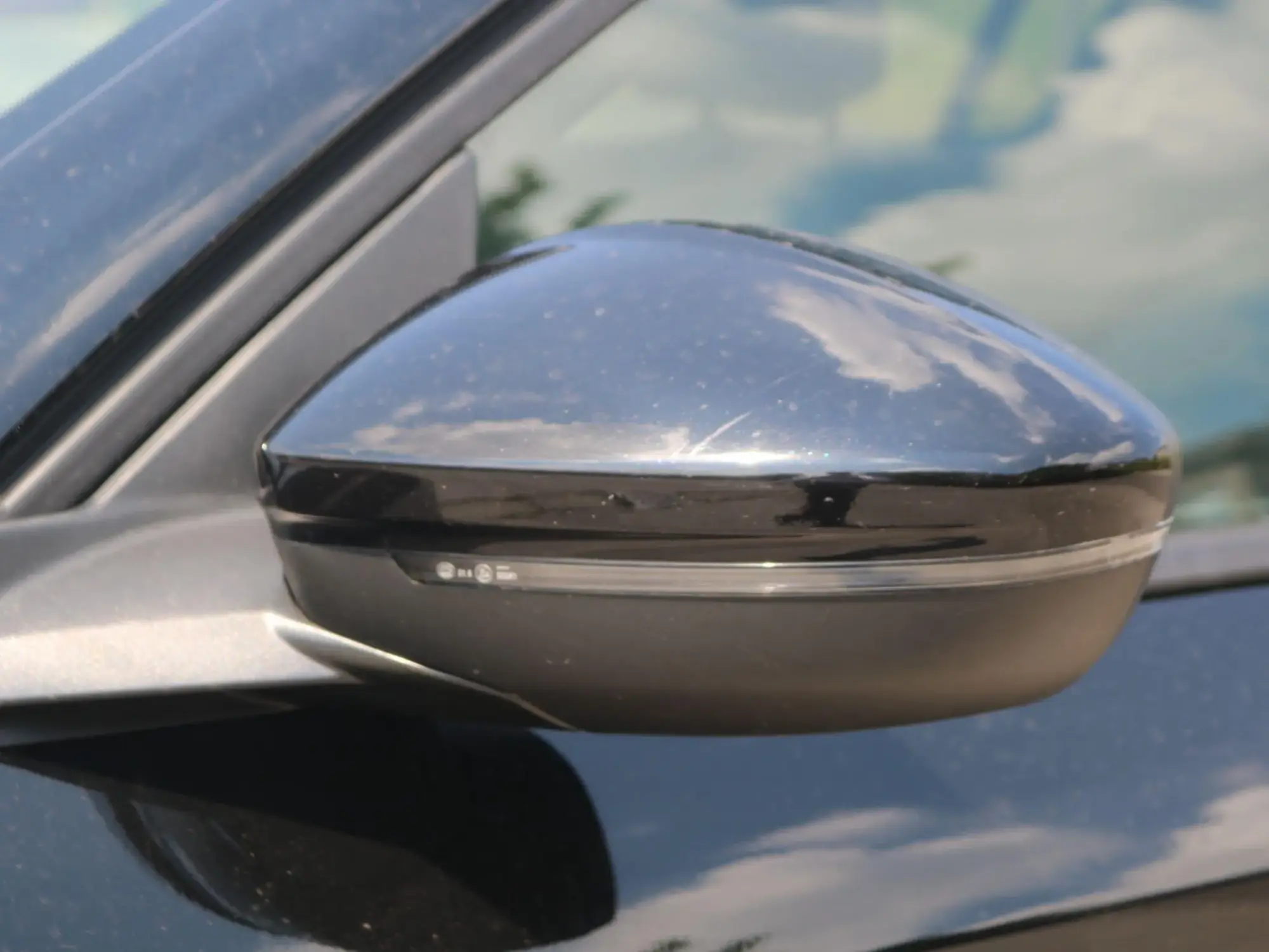 Peugeot 208 Image 11
