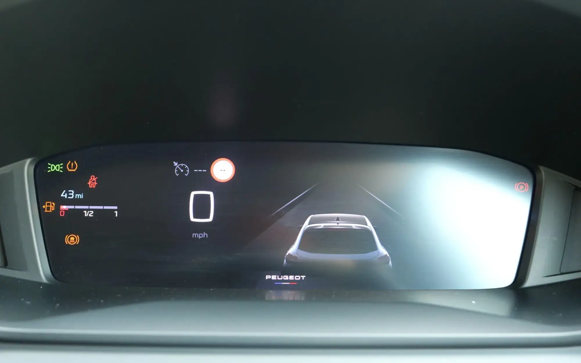 Peugeot 208 Image 17
